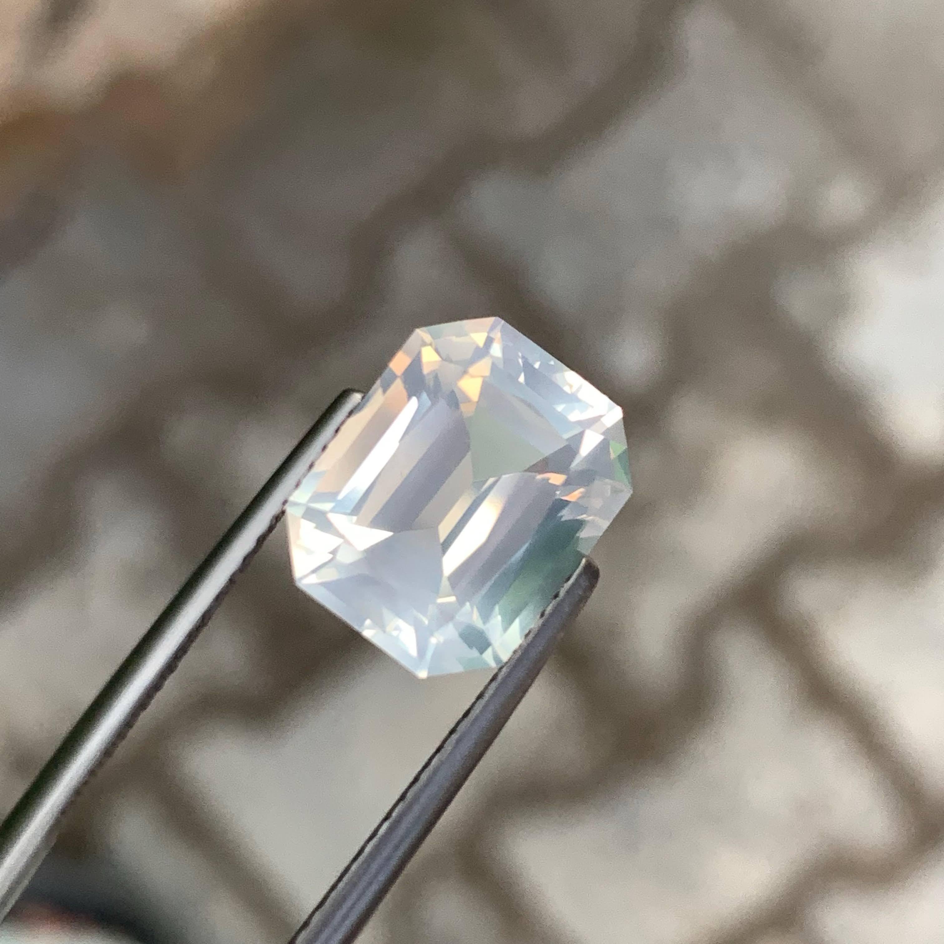 6.90 Carati Pietra di quarzo lattiginoso sfaccettato Gemma africana naturale in vendita 1