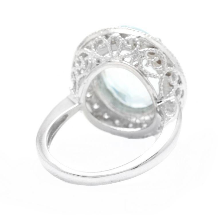 6.90 Carat Natural Aquamarine and Diamond 18 Karat Solid White Gold Ring In New Condition For Sale In Los Angeles, CA
