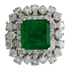 Exquisite Natural Emerald Diamond Ring In 14 Karat White Gold 