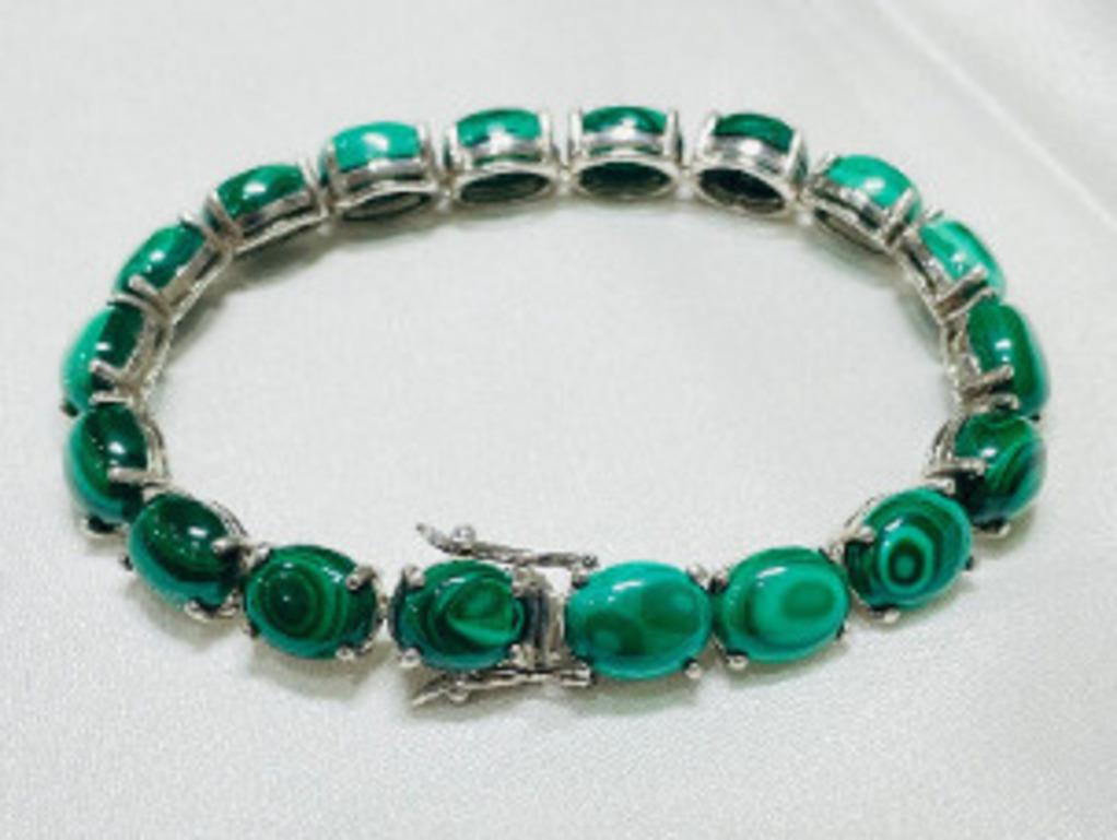 69.1 Carat Malachite Gemstone Tennis Bracelet for Mother Gift in Sterling Silver For Sale 4