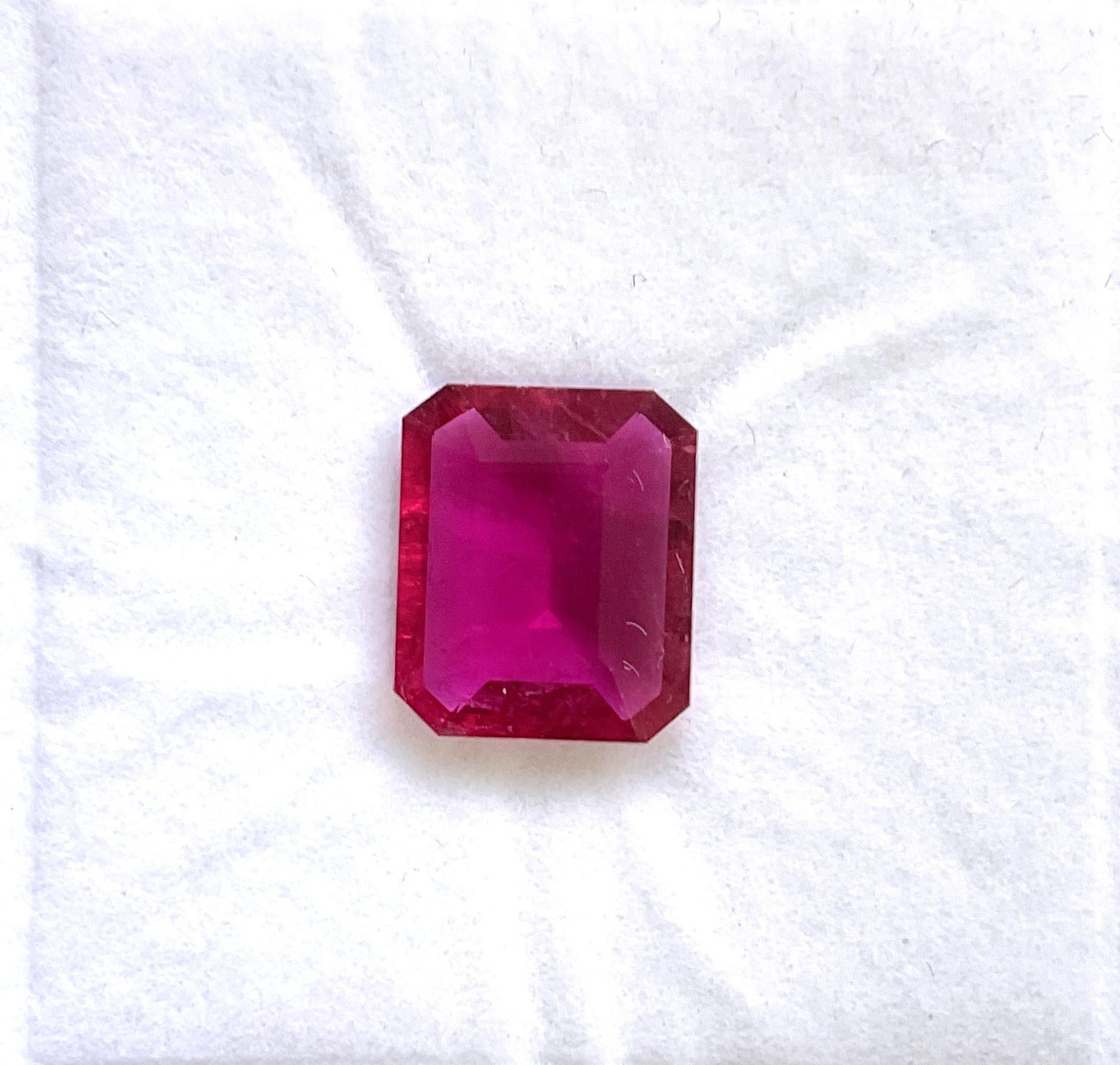 6.91 Carats Rubellite Tourmaline Octa Faceted Cut stone Top Quality Natural gem (Art déco) im Angebot