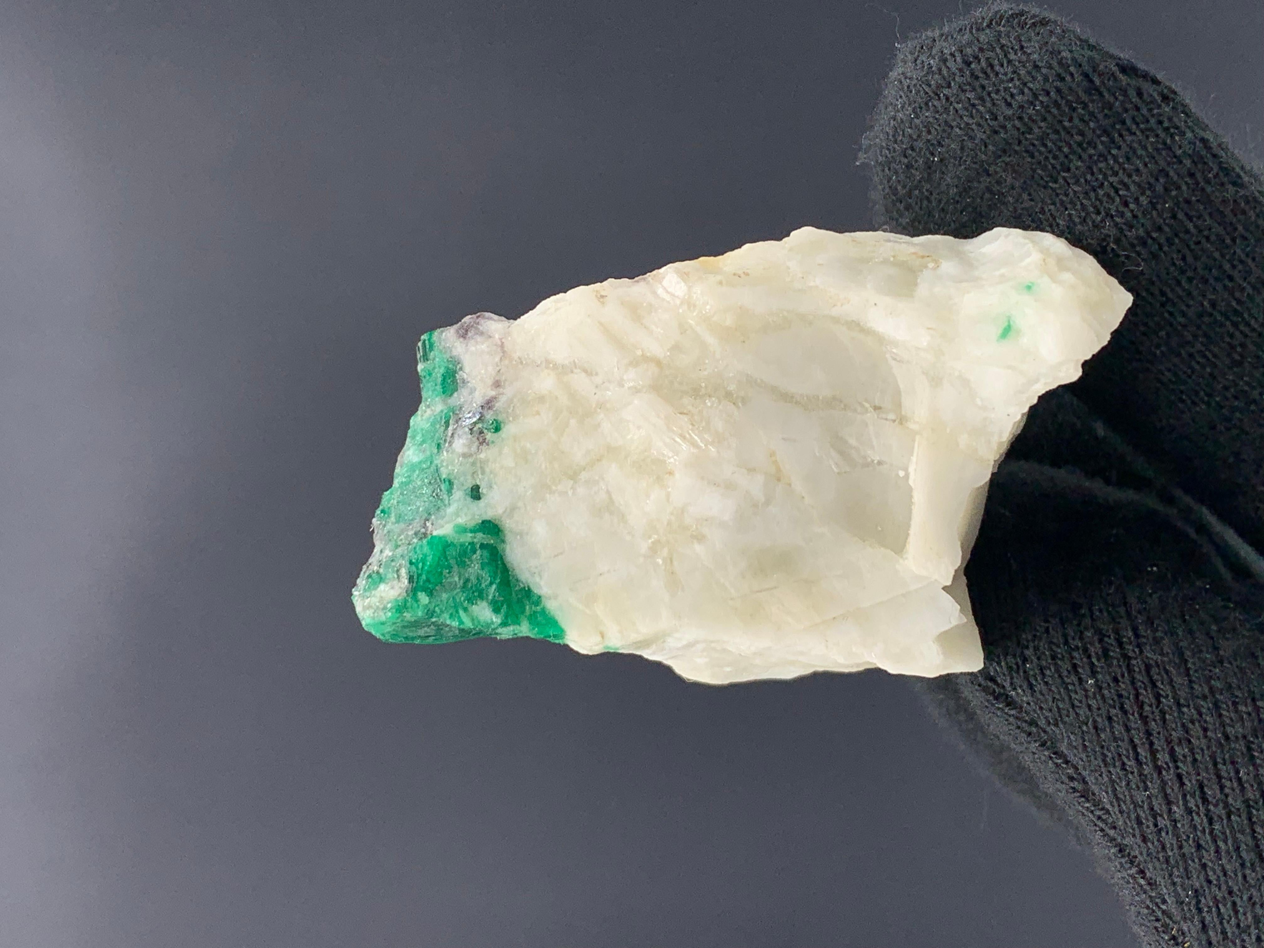 18th Century and Earlier 69.19 Gram Pretty Emerald Specimen From Swat Valley, Pakistan  For Sale