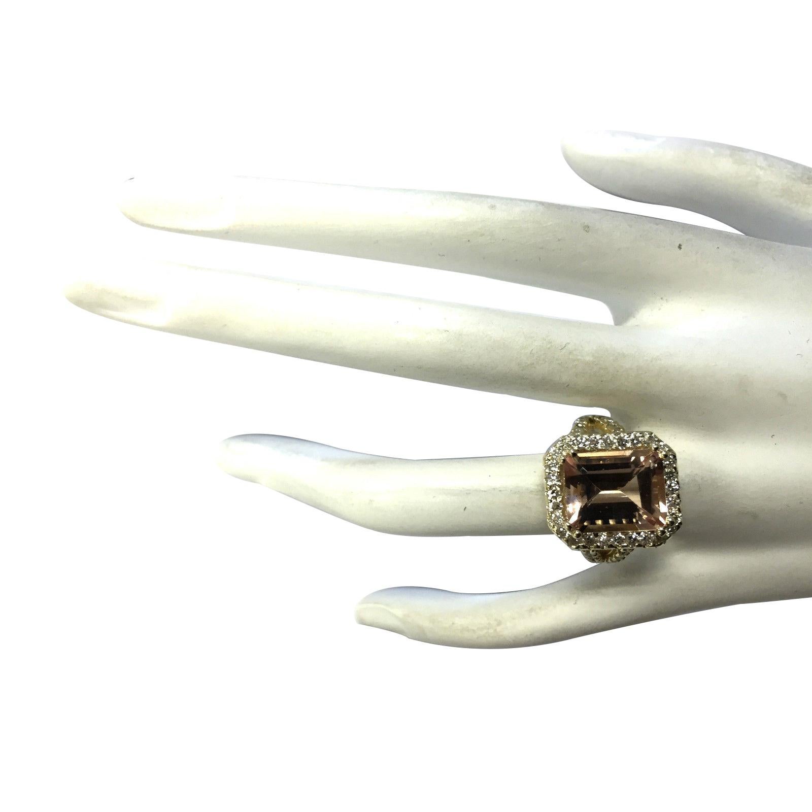 Natural Morganite Diamond Ring In 14 Karat Yellow Gold In New Condition For Sale In Manhattan Beach, CA