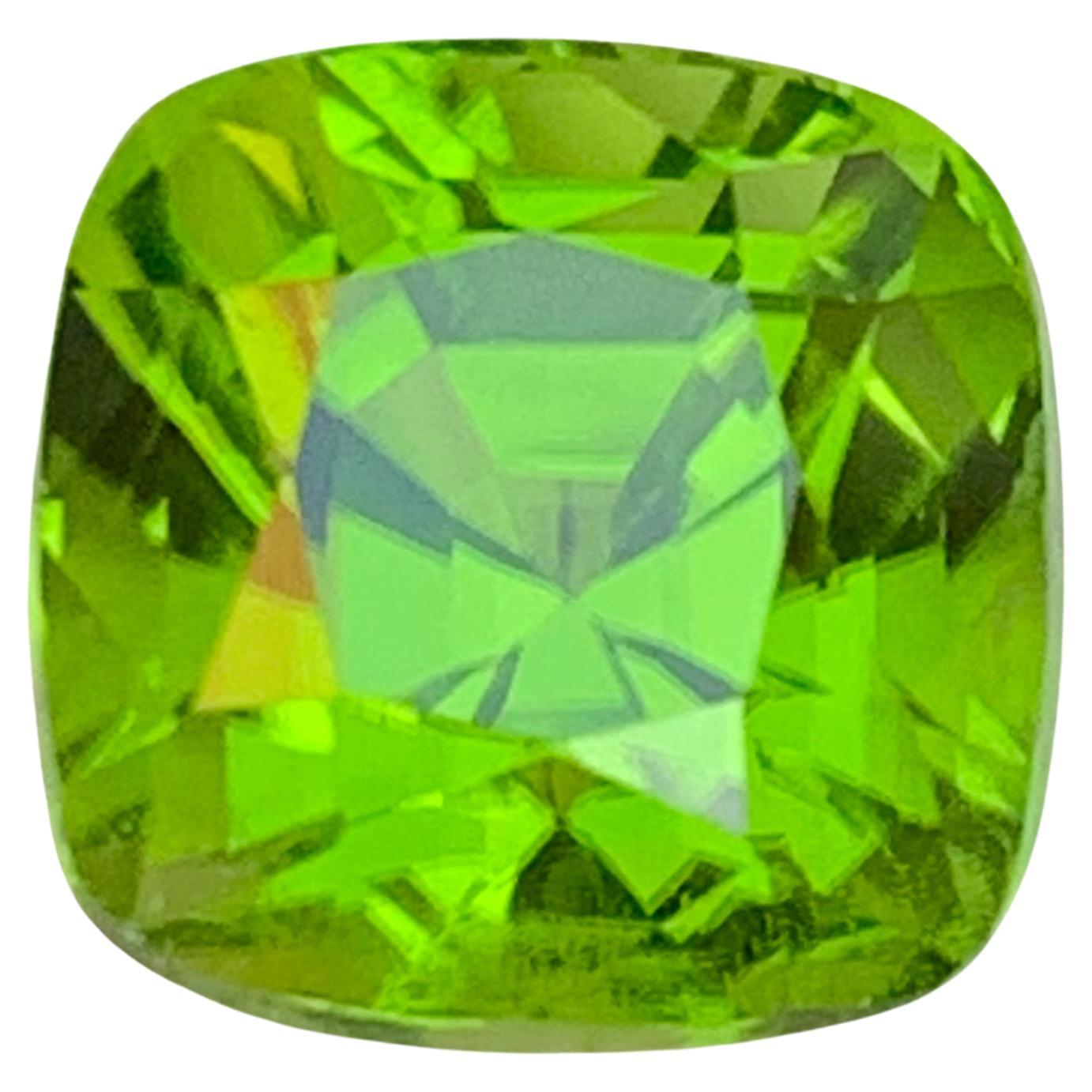 6.92 Carat Vivid Green Natural Peridot Cushion Cut Loose Gemstone from Pakistan