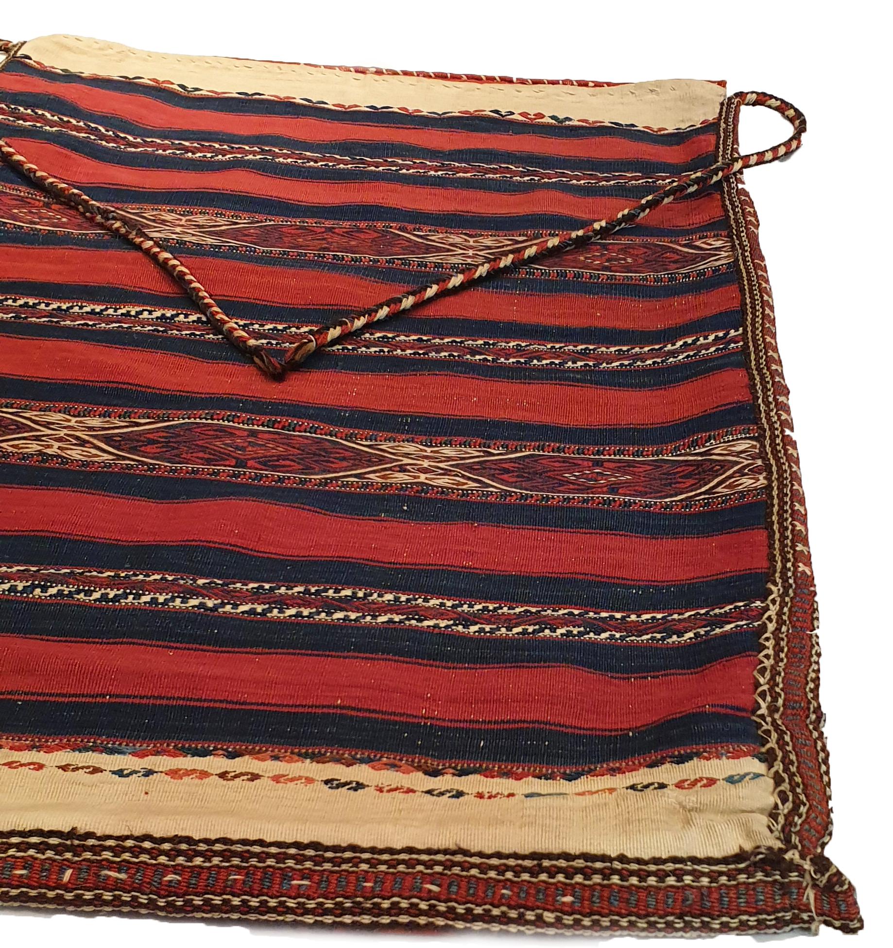 692 - exceptional 19th century Caucasian bag. Very fine weaving.