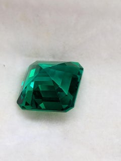 6.92CT COLOMBIAN Emerald