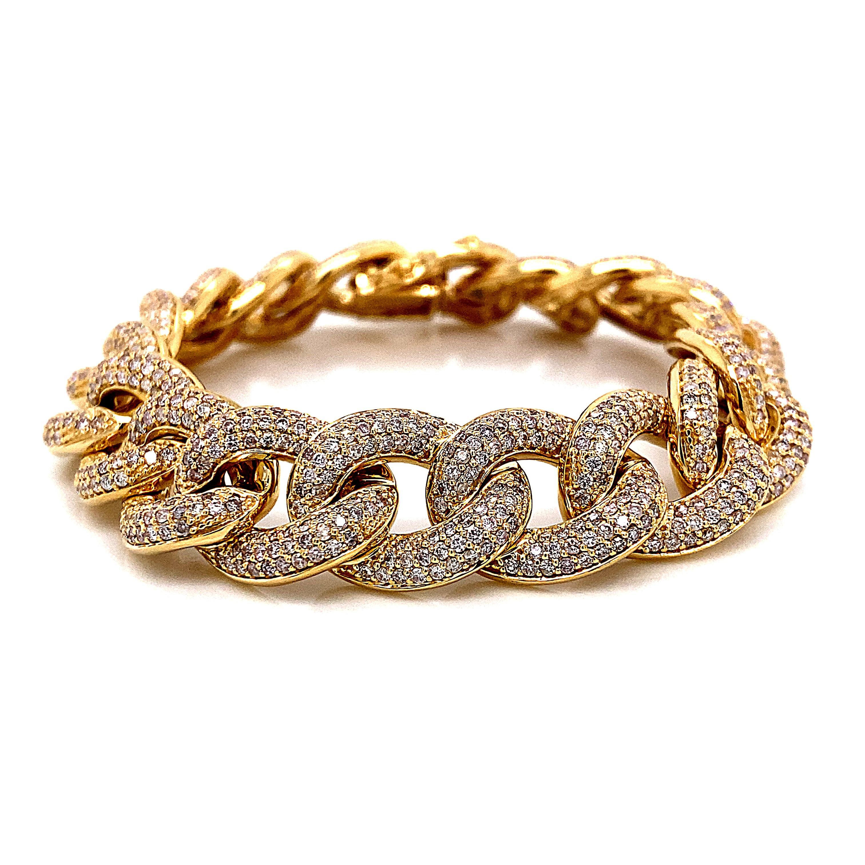 Contemporain Bracelet à maillons cubains en or jaune avec diamants de 6,93 carats en vente