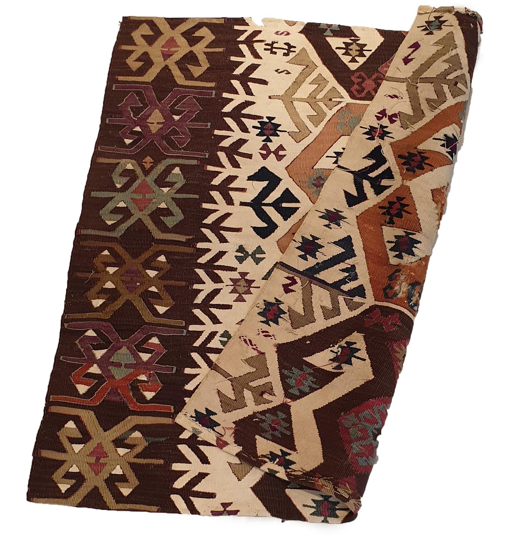 693 - paire de pièces Kilim caucasiennes.