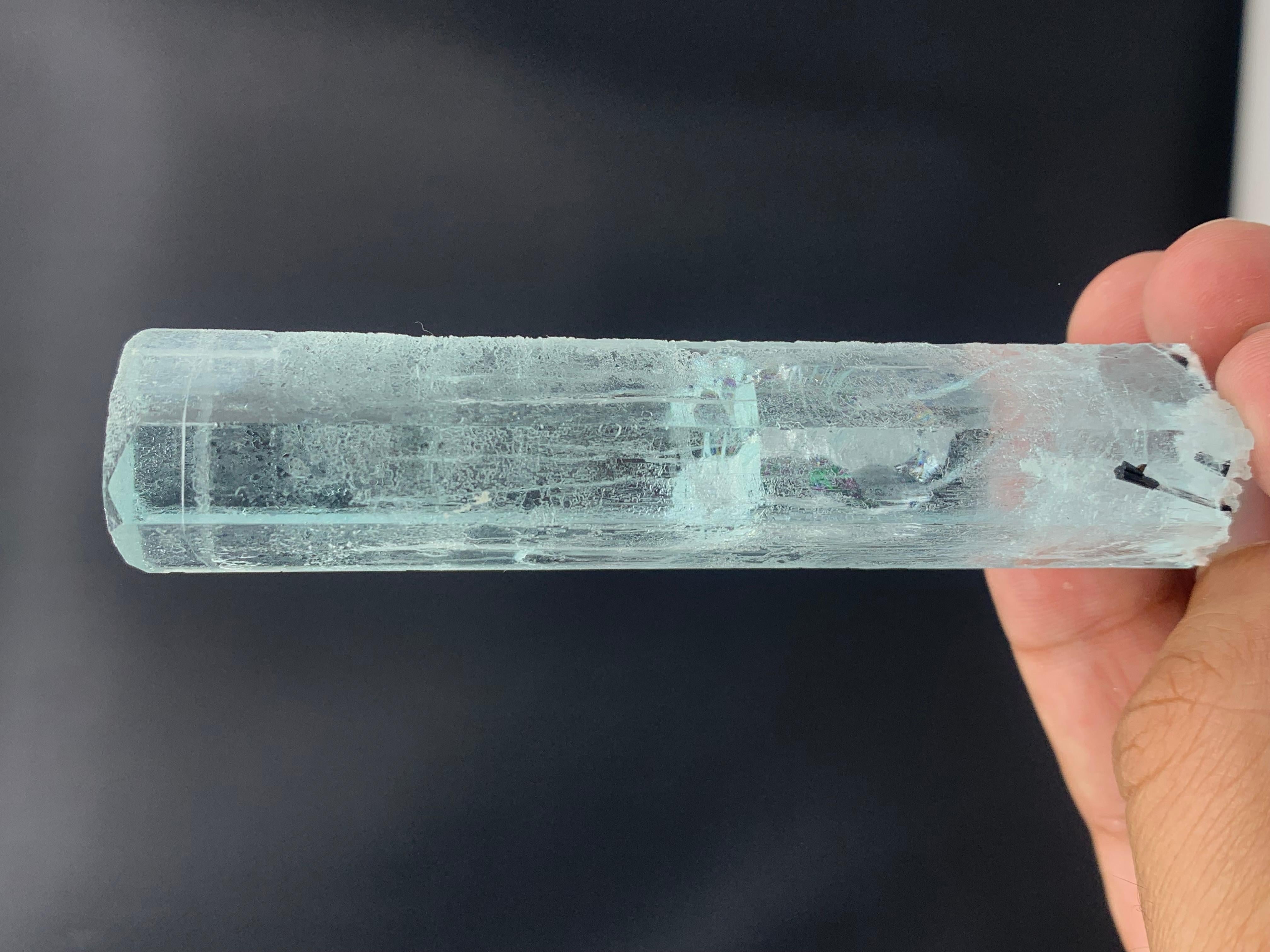 Magnifique cristal d'aigue-marine de 69,32 grammes provenant de la vallée de Nagar Gilgit, Pakistan en vente 1