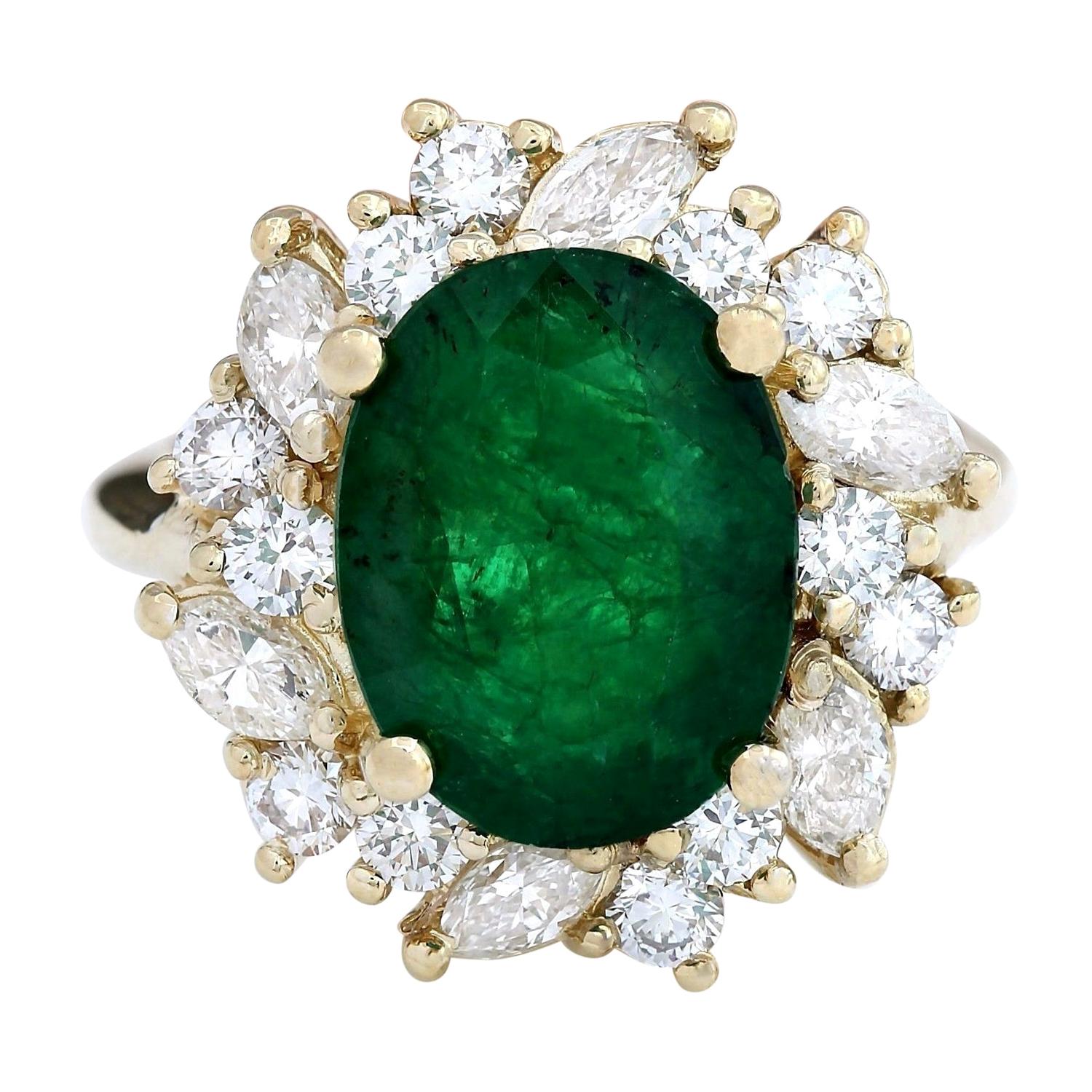 Dazzling Natural Emerald Diamond Ring In 14 Karat Solid Yellow Gold  For Sale