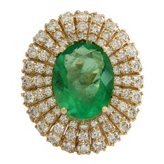 Exquisite Emerald Diamond Ring In 14 Karat Yellow Gold 