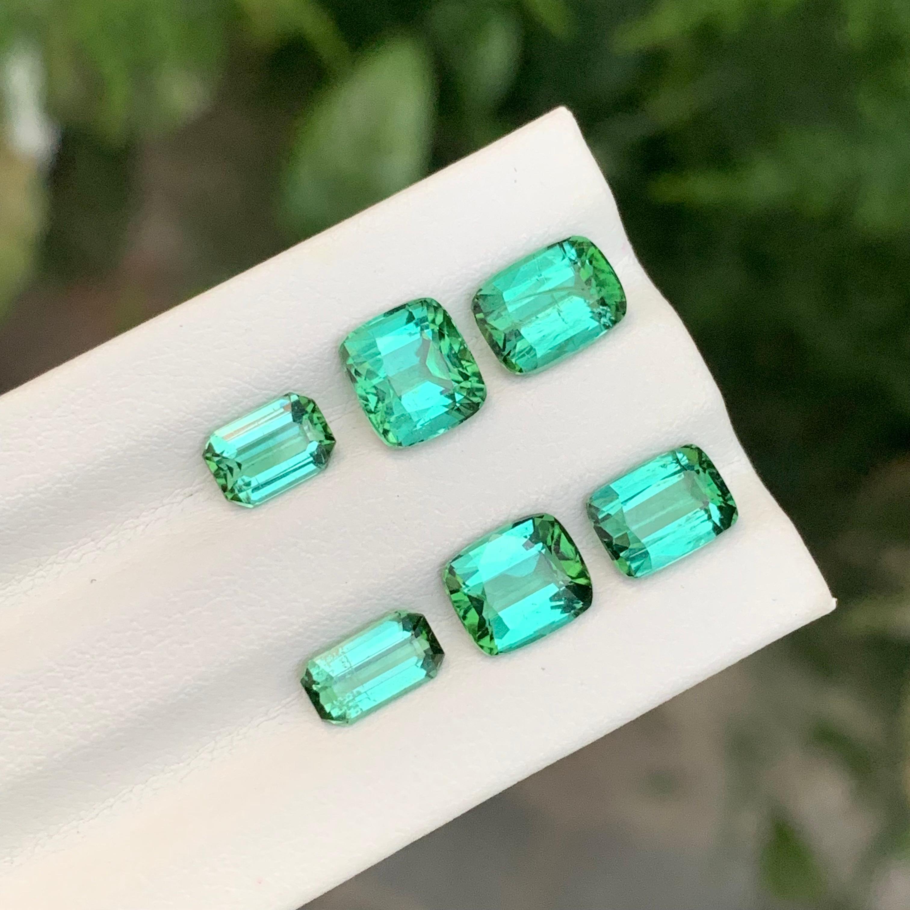 Lot de tourmaline verte bleutée naturelle non sertie de 6,95 carats pour la fabrication de bijoux Unisexe en vente