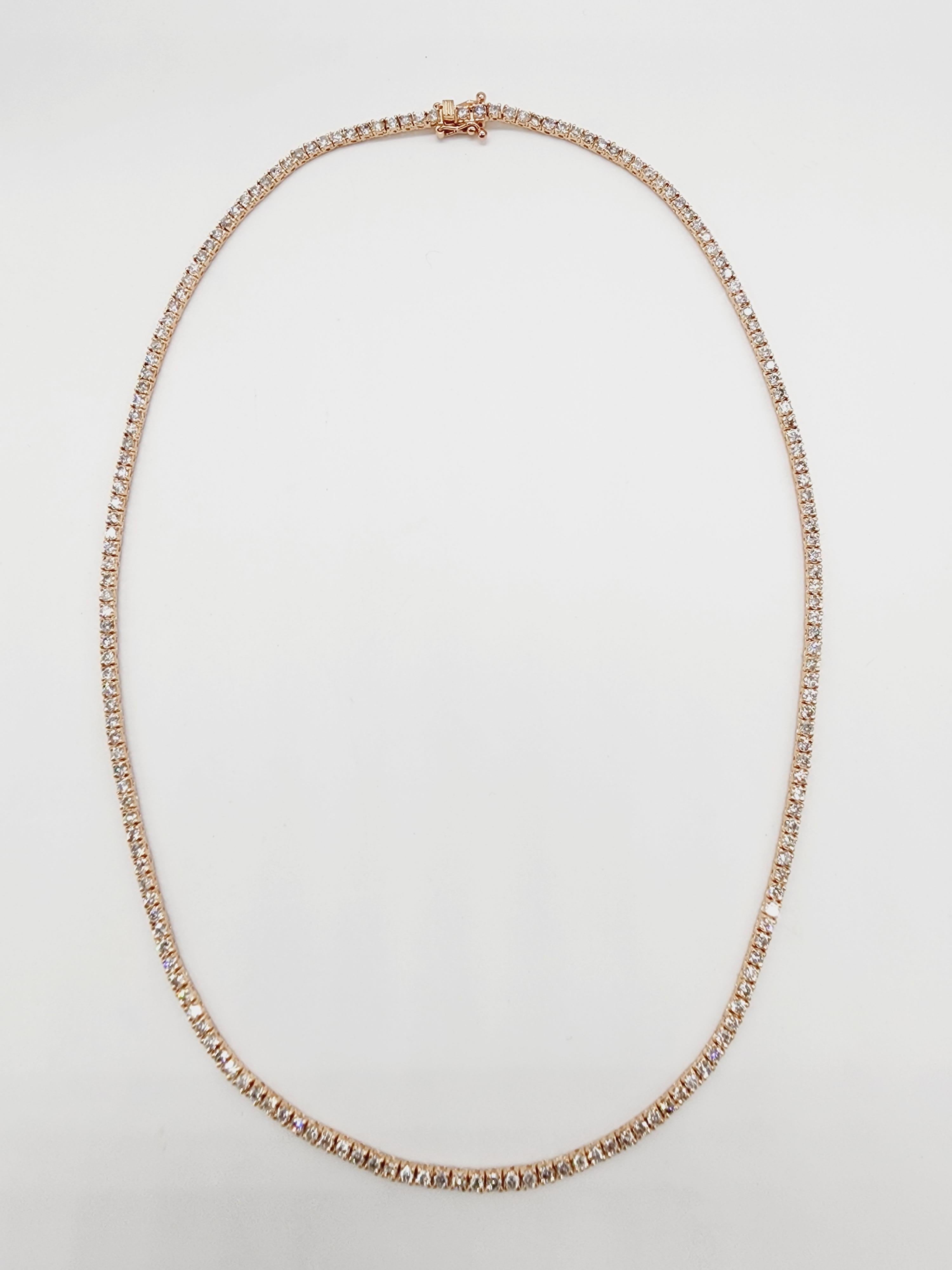 Tennis-Halskette aus 14 Karat Roségold mit 6,95 Karat rundem Diamanten im Brillantschliff 16'' (Rundschliff) im Angebot