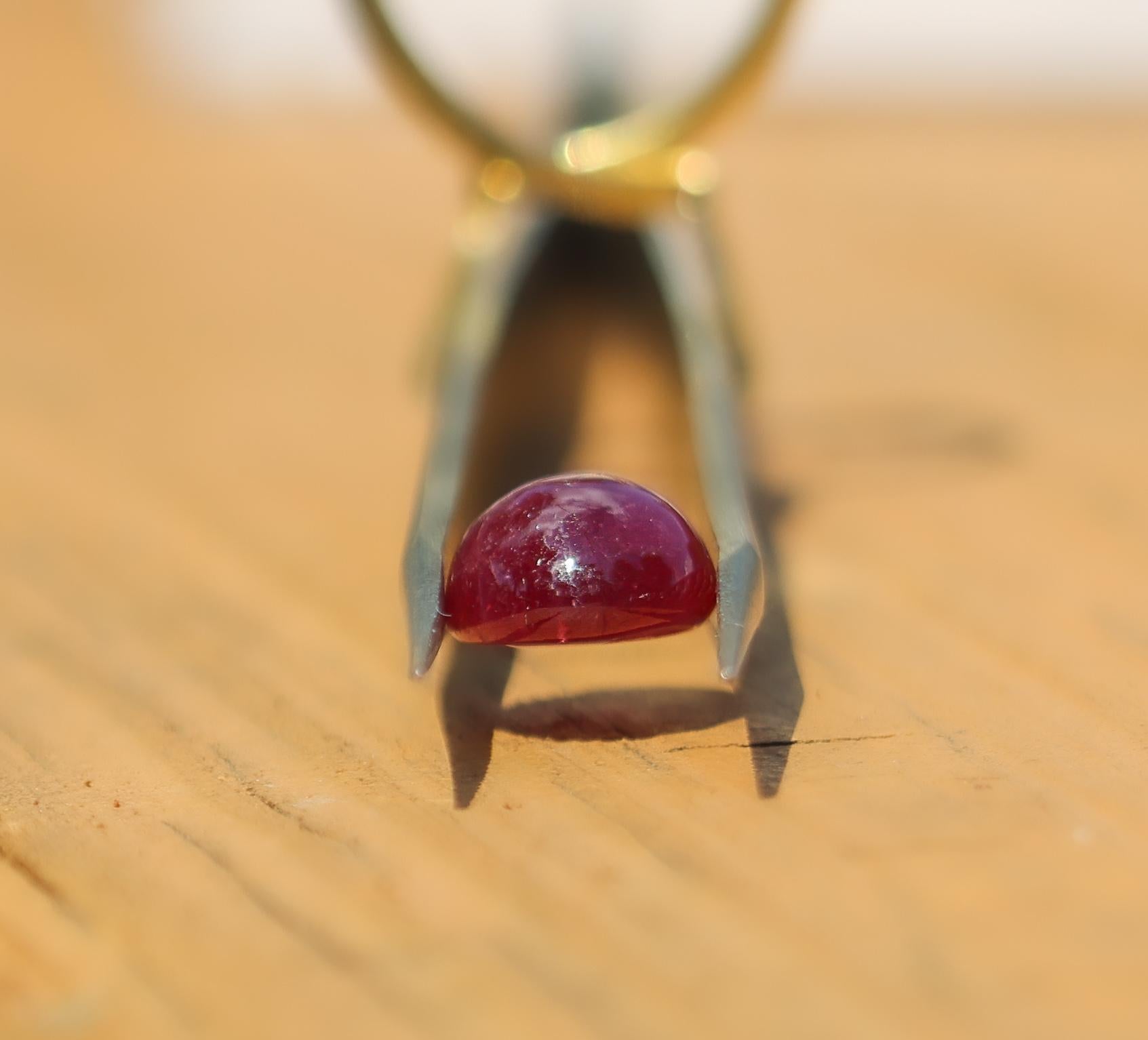 6,95 Karat Star Ruby Loser Edelstein Oval 11,5 x 9,4 mm im Zustand „Neu“ im Angebot in Columbus, OH