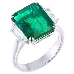 6,95 Karat sambischer Smaragd & Diamant-Dreisteinring mit drei Steinen