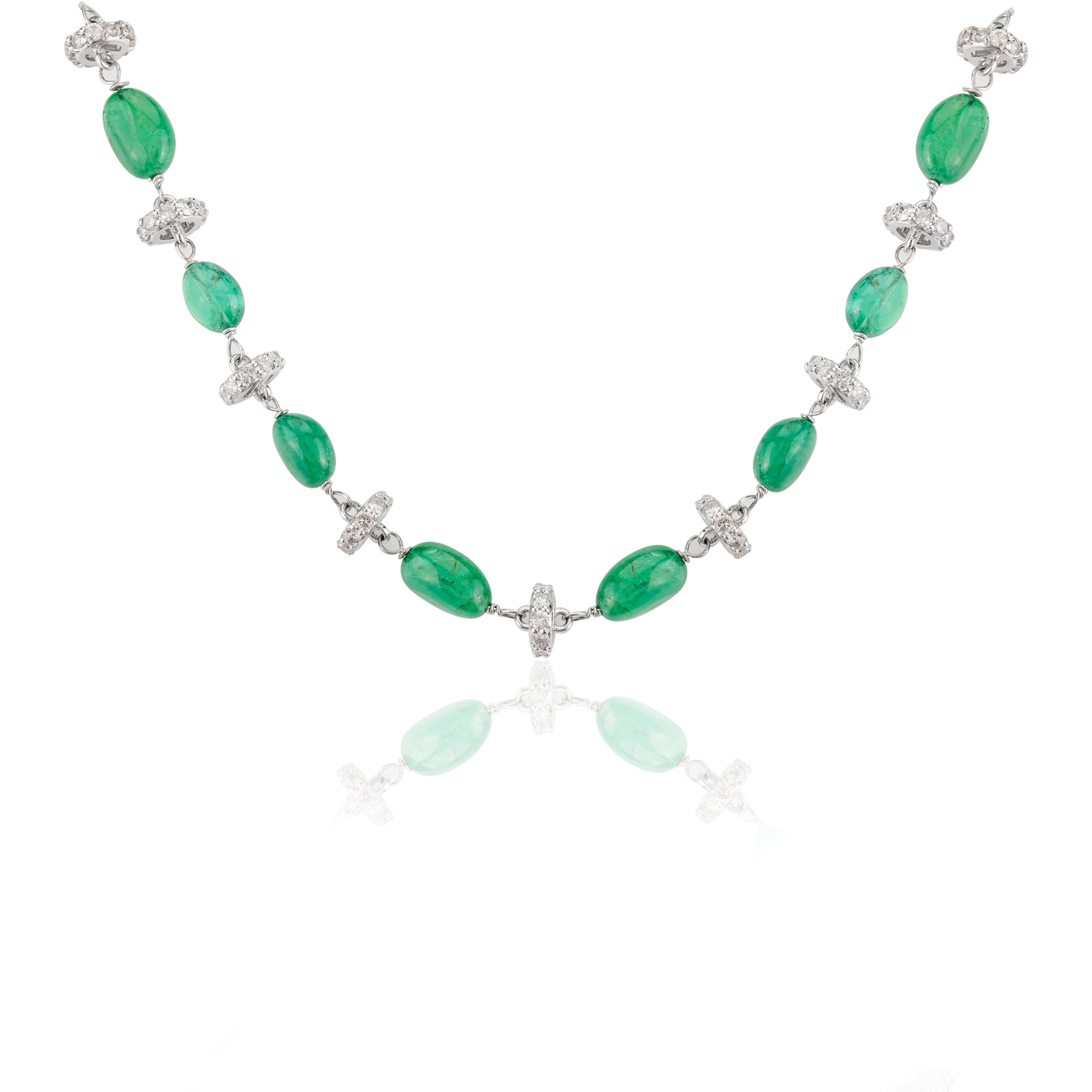 Art Déco 69,55 CTW Tumble Emerald Collana di perline con diamanti in oro bianco massiccio 18k in vendita