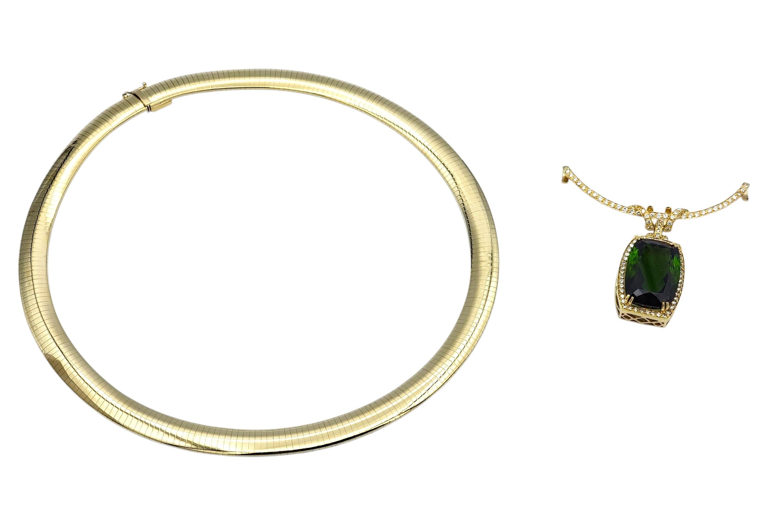 Collar de gota de turmalina verde alargada de 69,59 quilates con diamantes Oro de 14 quilates en venta 1
