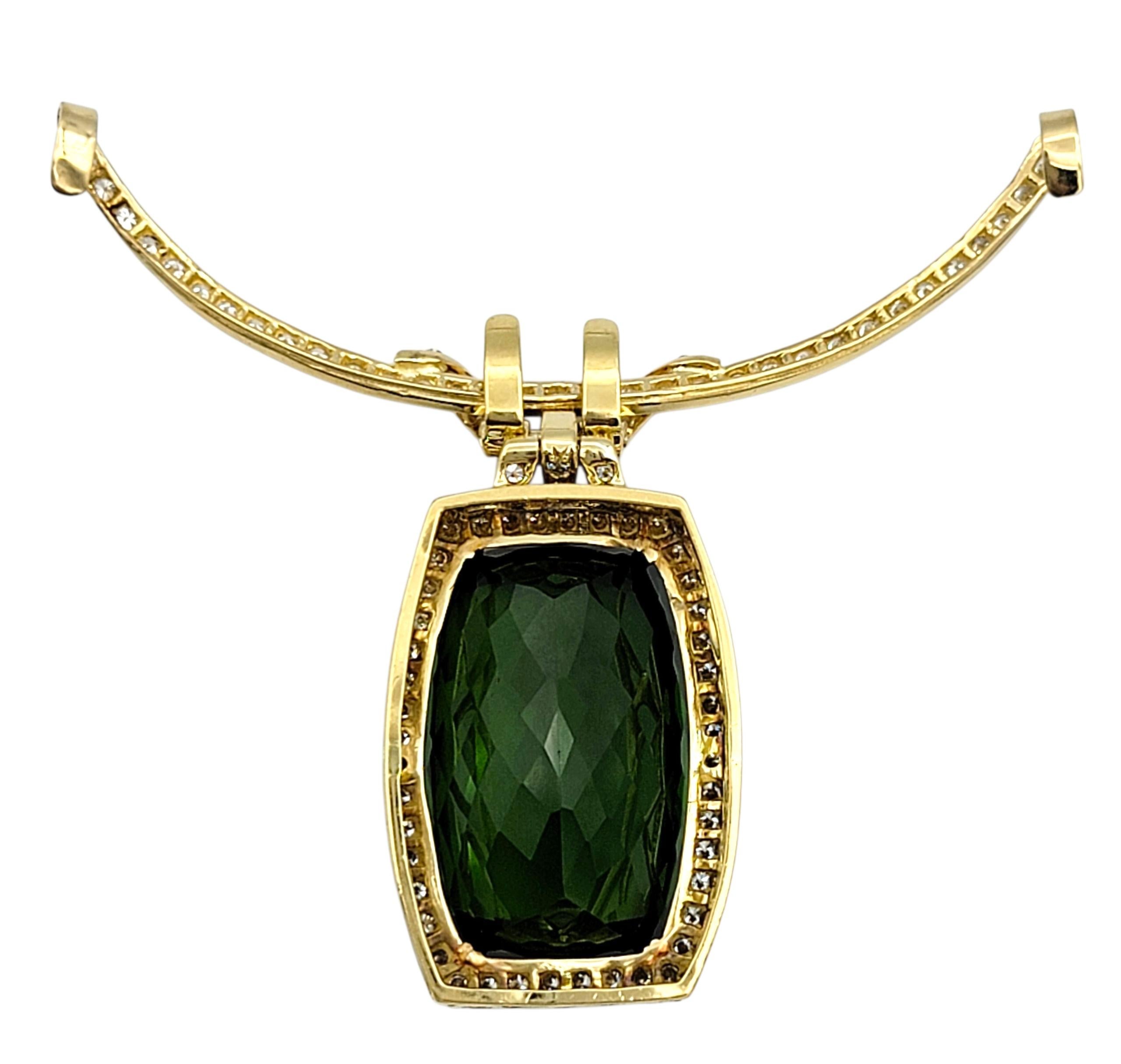 Collar de gota de turmalina verde alargada de 69,59 quilates con diamantes Oro de 14 quilates en venta 3