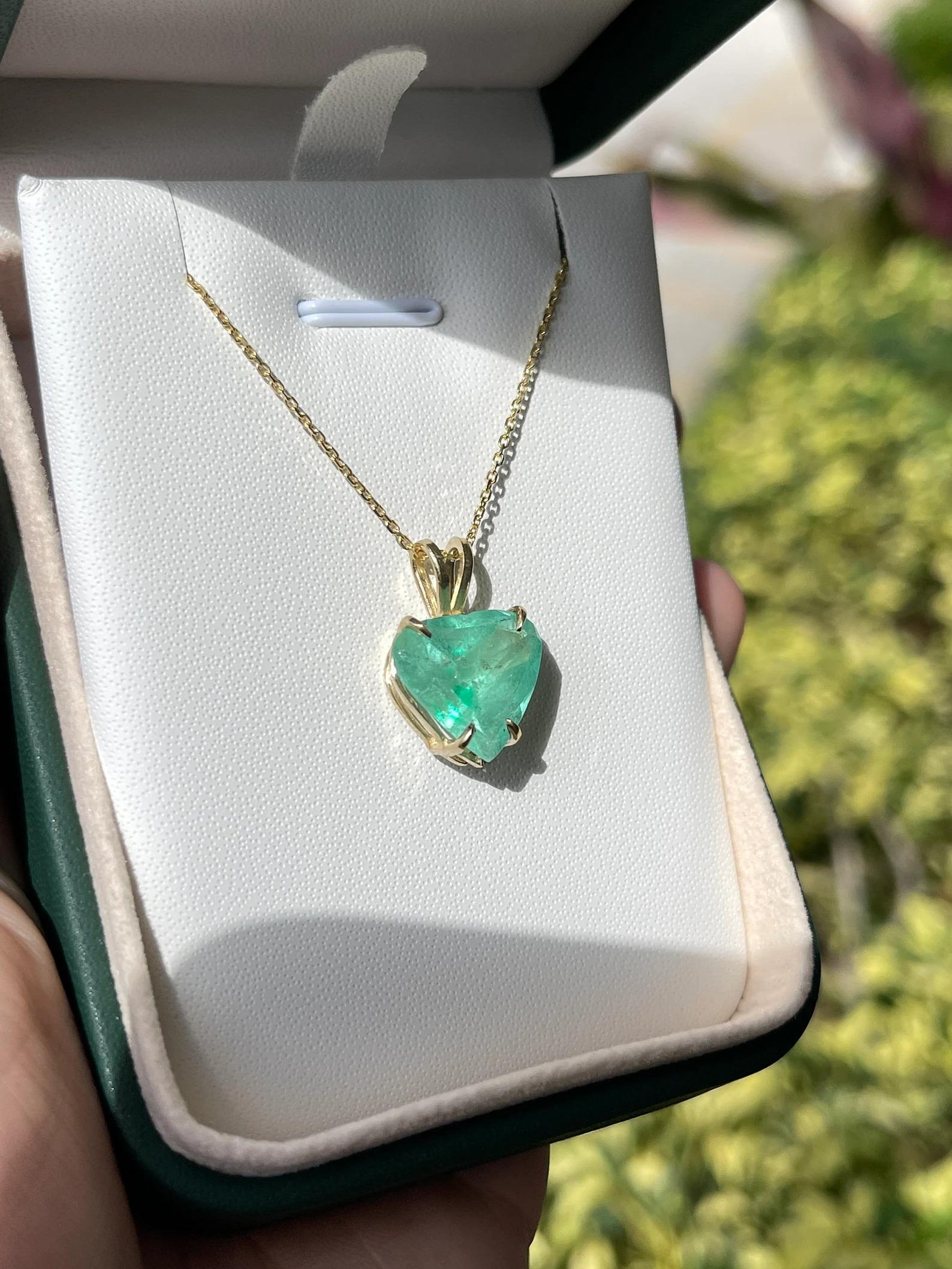 6.96 Carat Medium Light Green Emerald Heart Cut Solitaire Pendant 14K For Sale 2