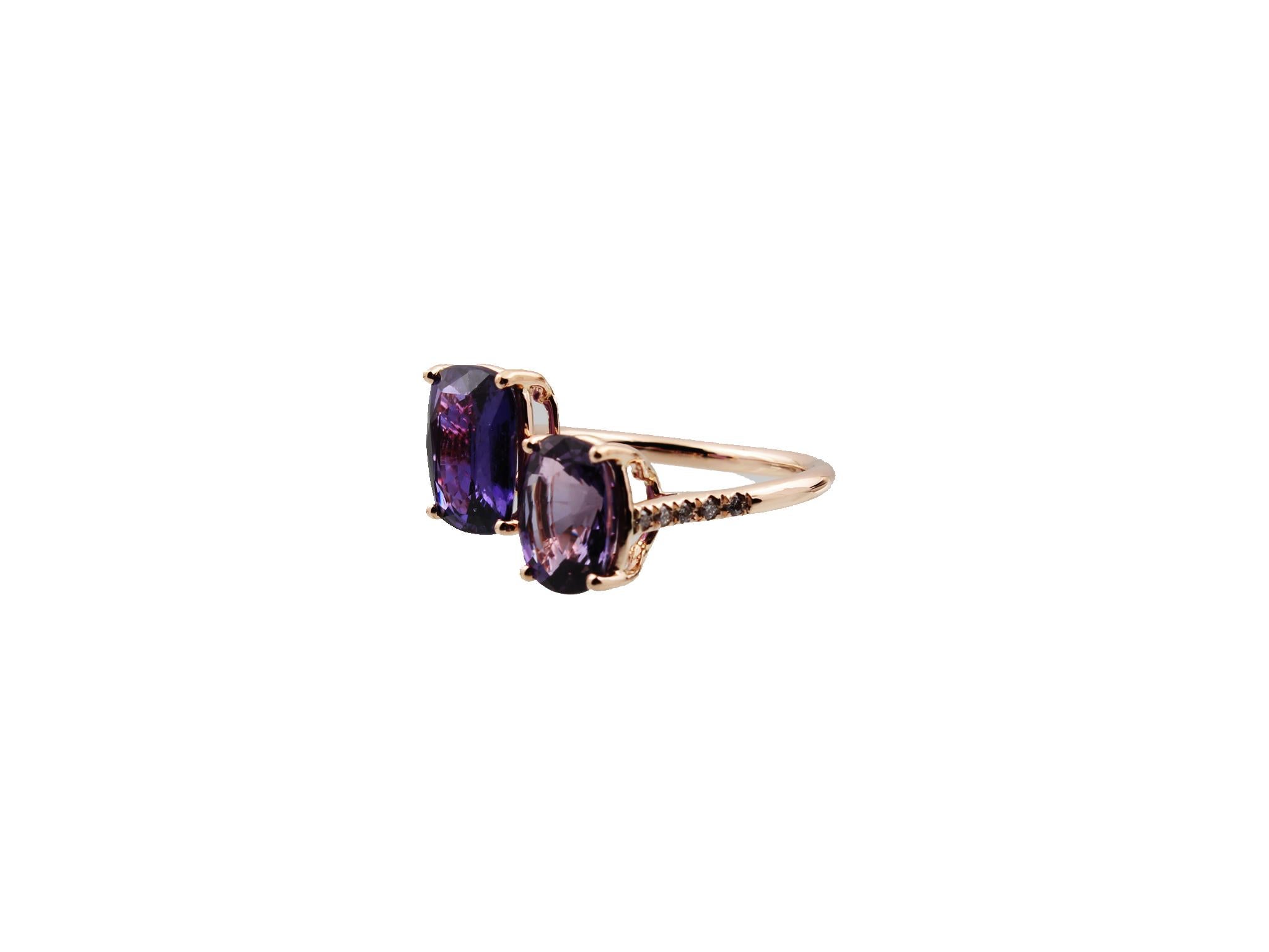 Contemporary 6.97 Carat Natural Multi Sapphire & Diamonds Finish in 18k Rose Gold Ring For Sale