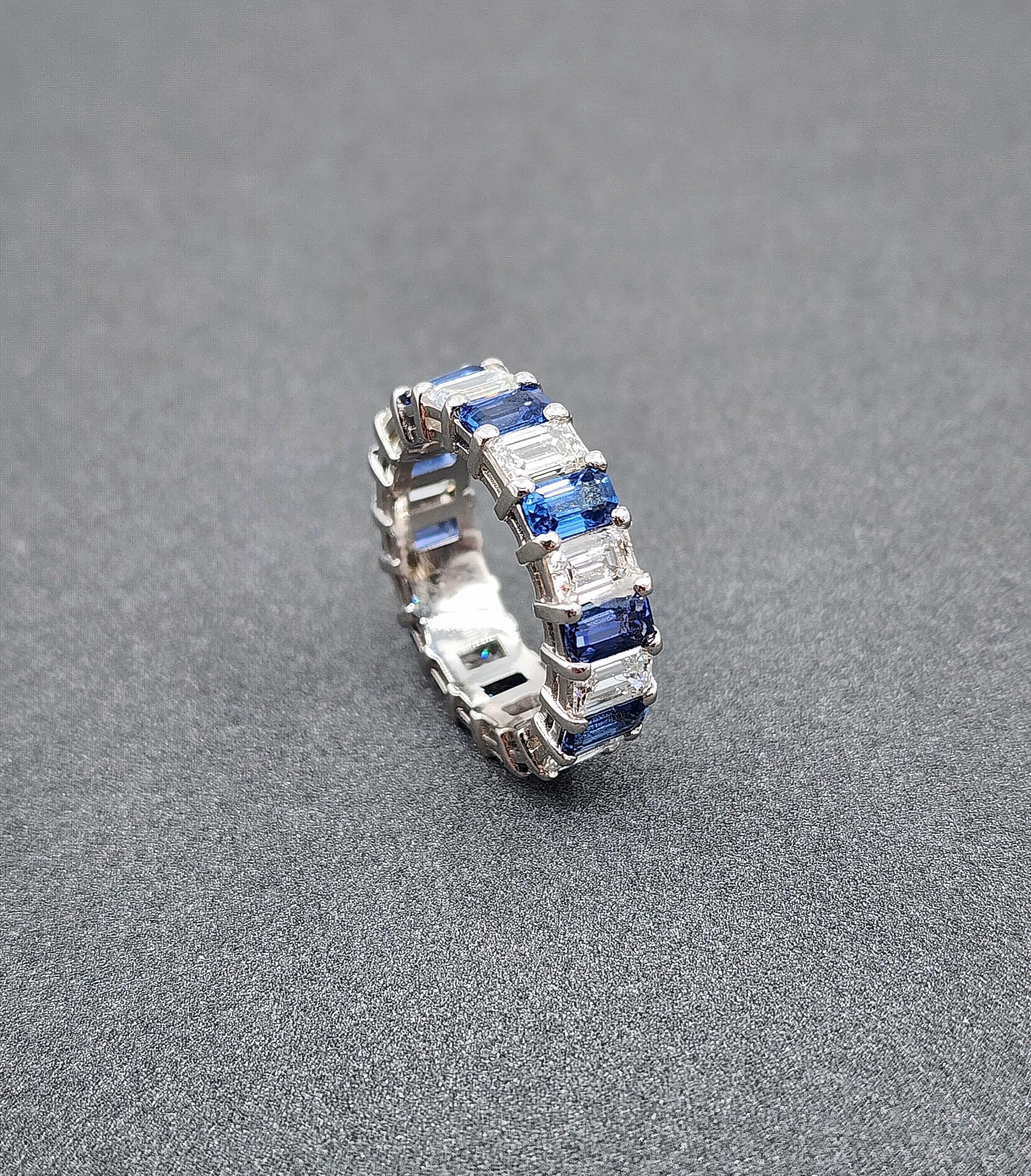 Gorgeous 6.97 Carat Natural Ceylon Sapphire & Diamond Eternity Band In New Condition For Sale In Chicago, IL