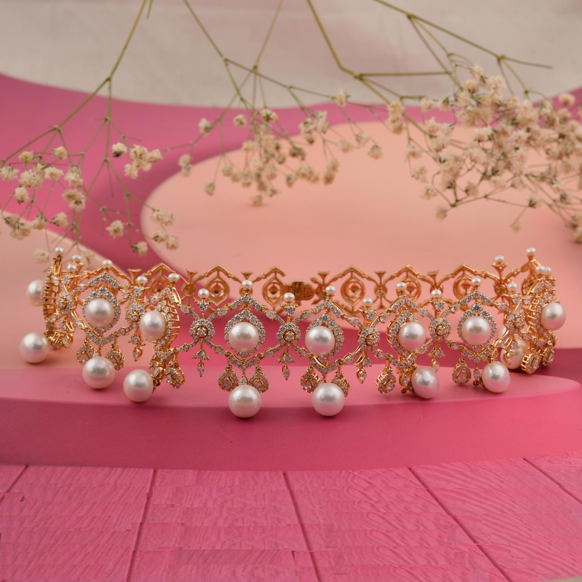 69.75 Carat Pearl Gemstone Necklace 18.30 Ct. SI/H Diamond 18 Karat Yellow Gold In New Condition For Sale In Diera, Dubai