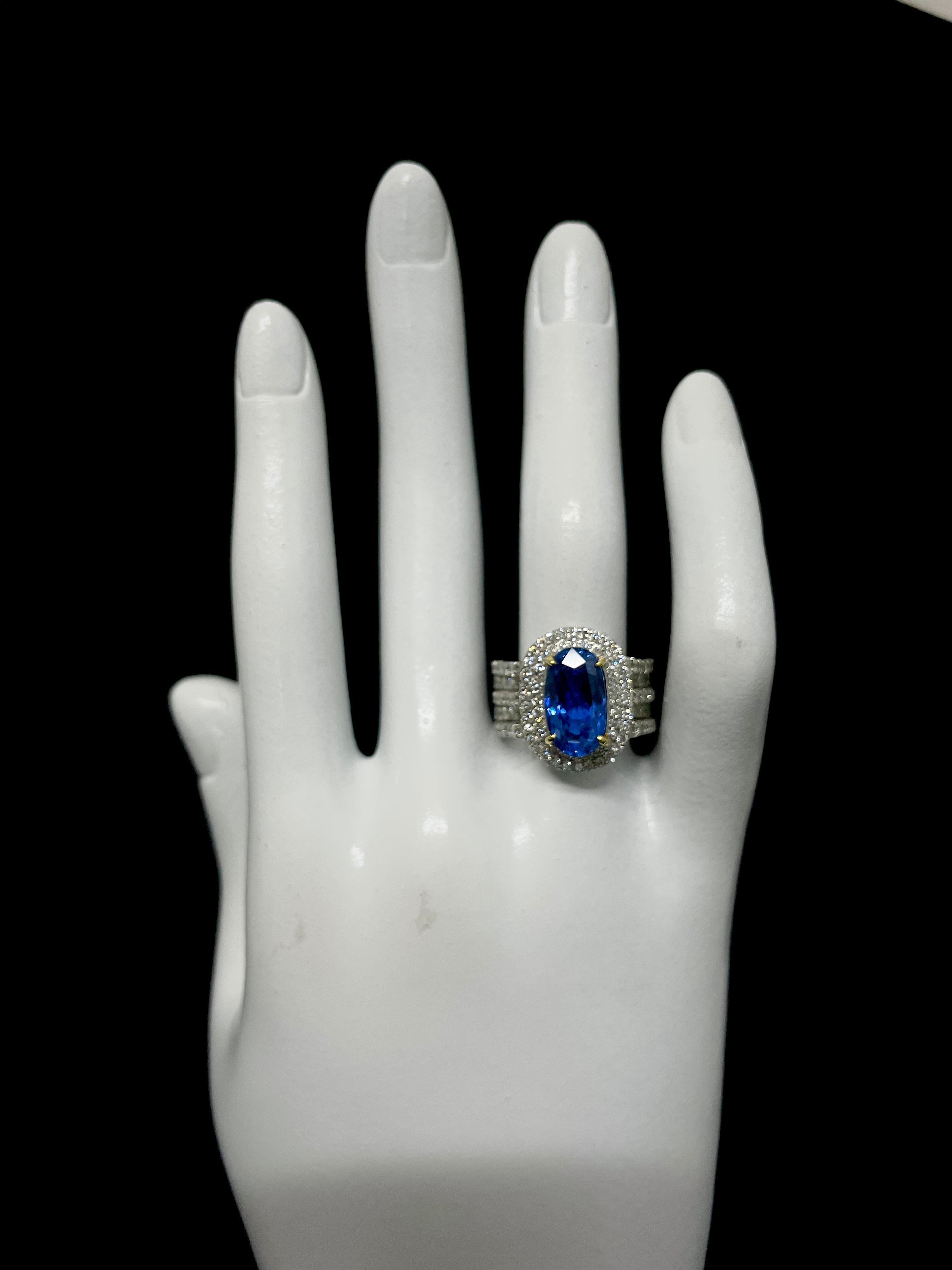 6.98 Carat Natural Untreated 'No Heat' Sapphire Ring Set in Platinum & Gold In New Condition In Tokyo, JP
