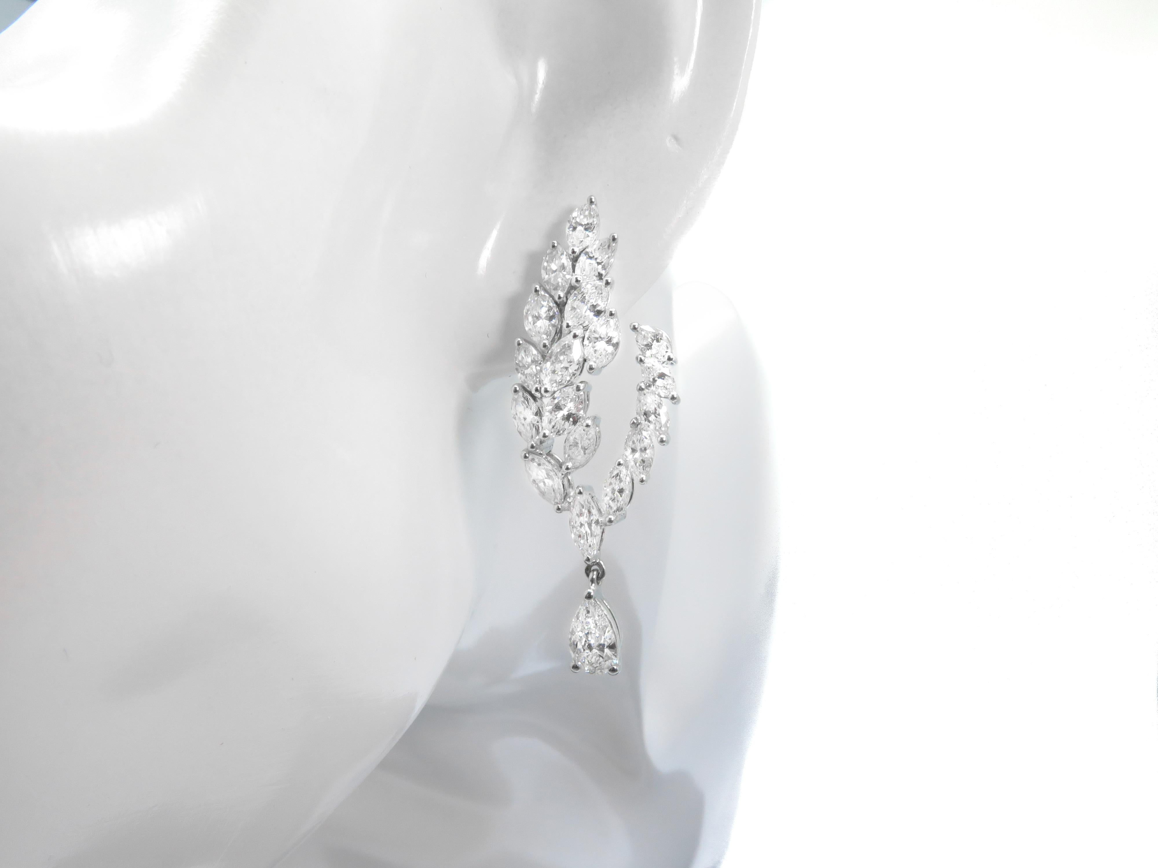 Platinum 6.98 Carat Pear Shape White Diamond and Marquise Diamond Drop Earrings In New Condition For Sale In London, GB