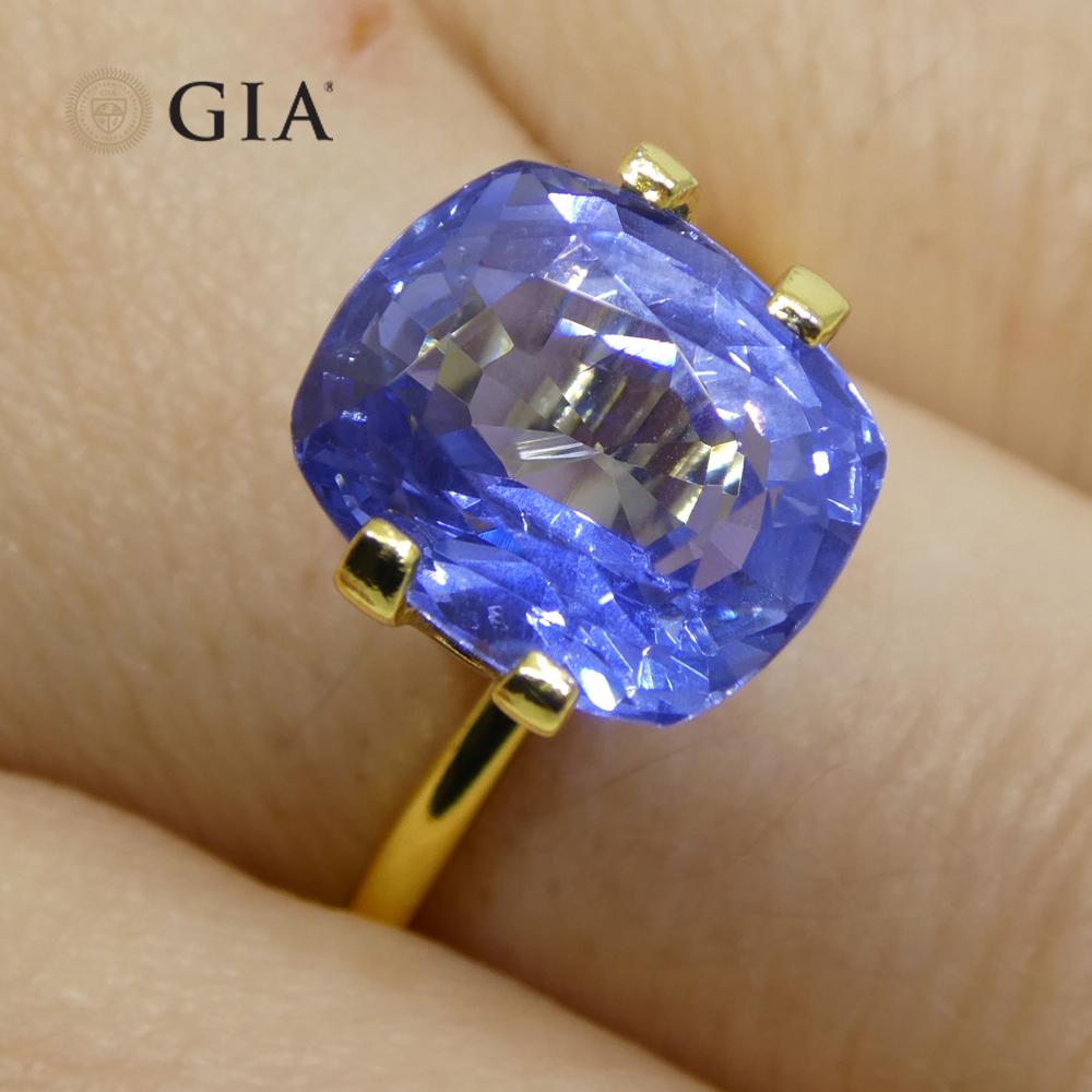 Zafiro azul en cojín de 6.98 ct Certificado GIA Sri Lanka sin calentar Corte brillante en venta