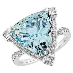 6.99 Carat Trillion shape Aquamarine Fancy Ring in 18KWG with White Diamond.  