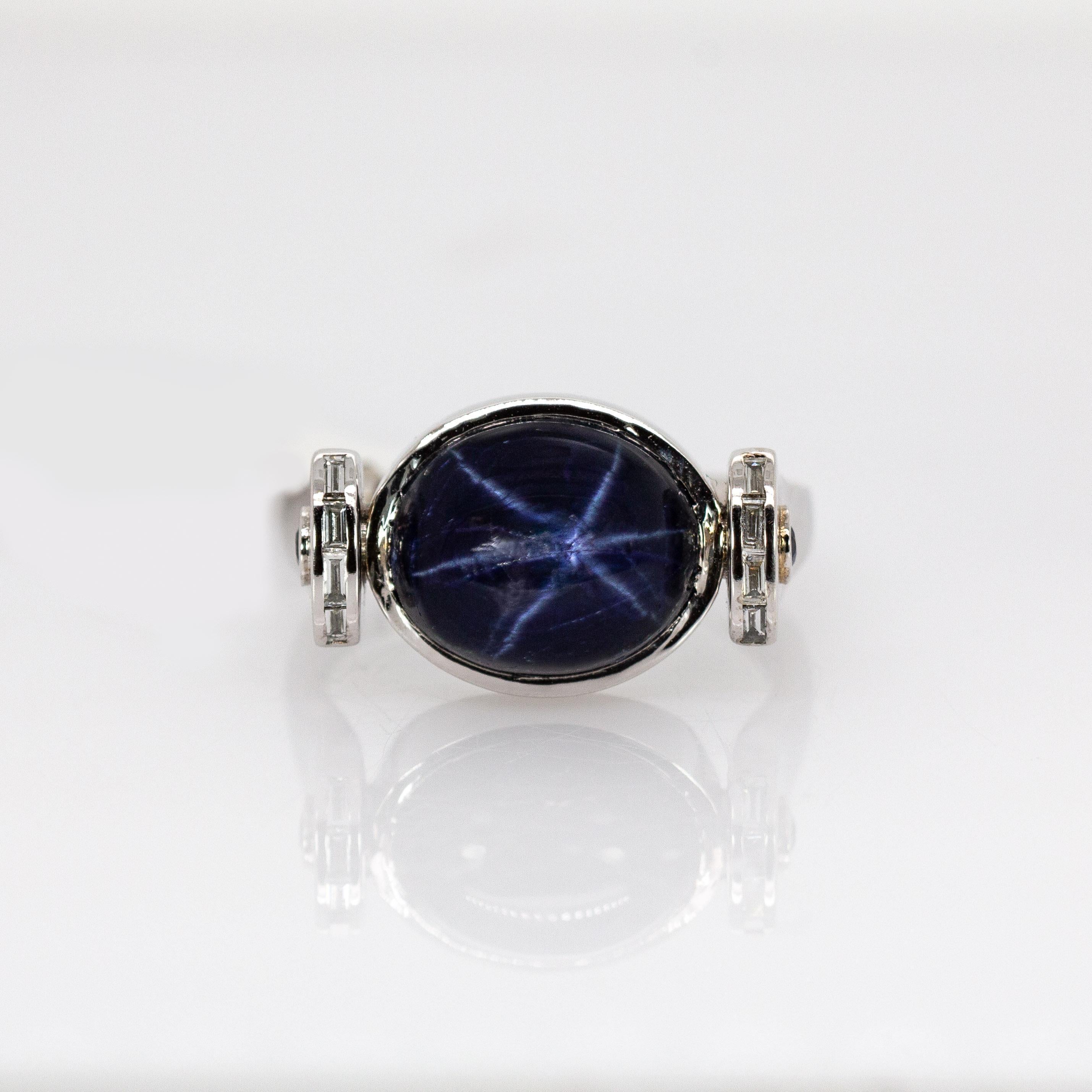 Contemporain Bague saphir étoilé 6,9cts avec saphir bleu et diamants en or massif 14K en vente