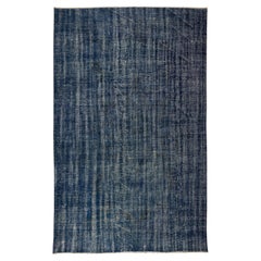 7x10.7 Ft Handgefertigter türkischer Vintage-Teppich in massivem Marineblau für Moderne Inneneinrichtung