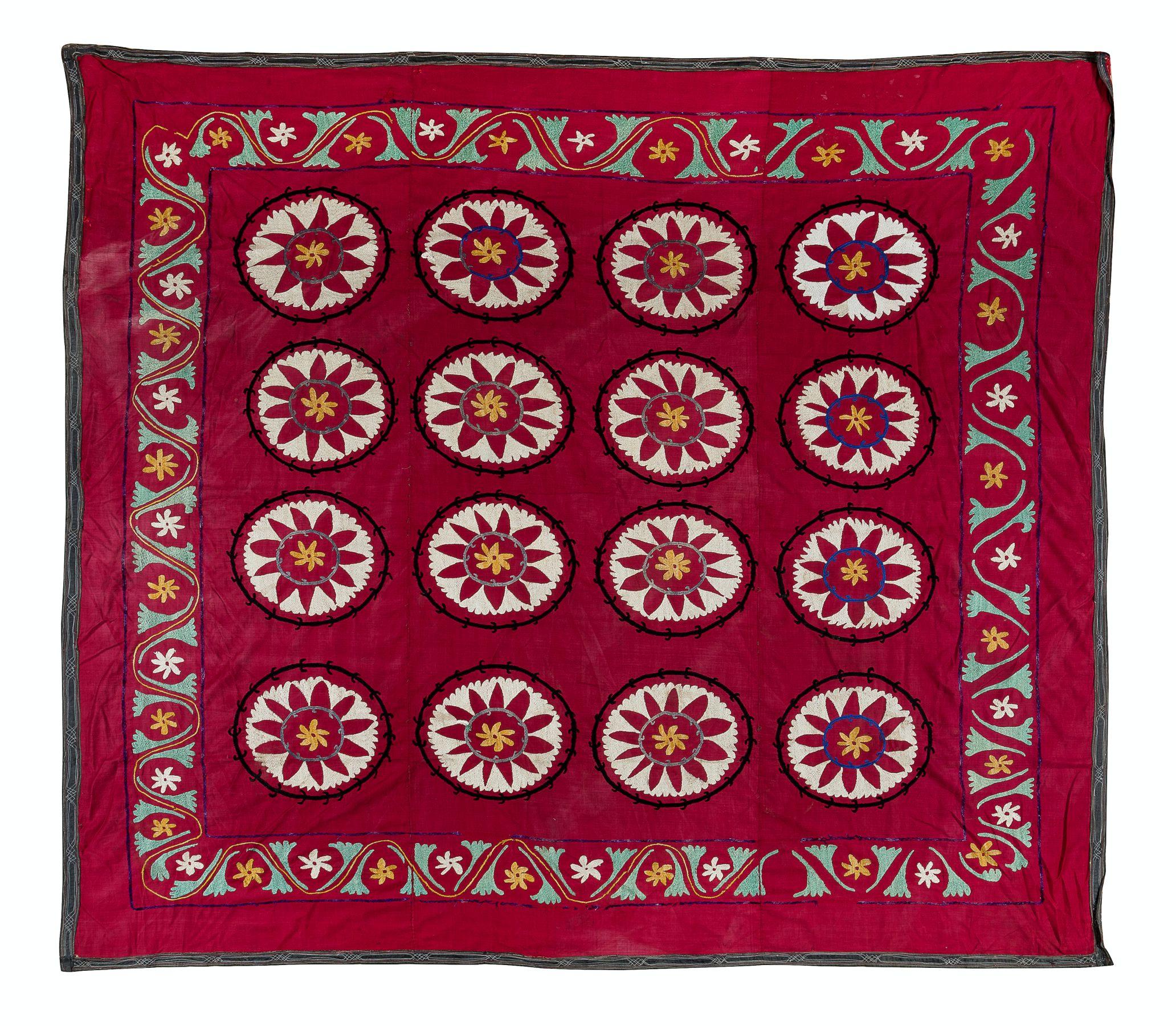 6.9x6.9 Ft Vintage Silk Hand Embroidery Red Bed Cover, Asian Suzani Wall Hanging In Good Condition For Sale In Philadelphia, PA