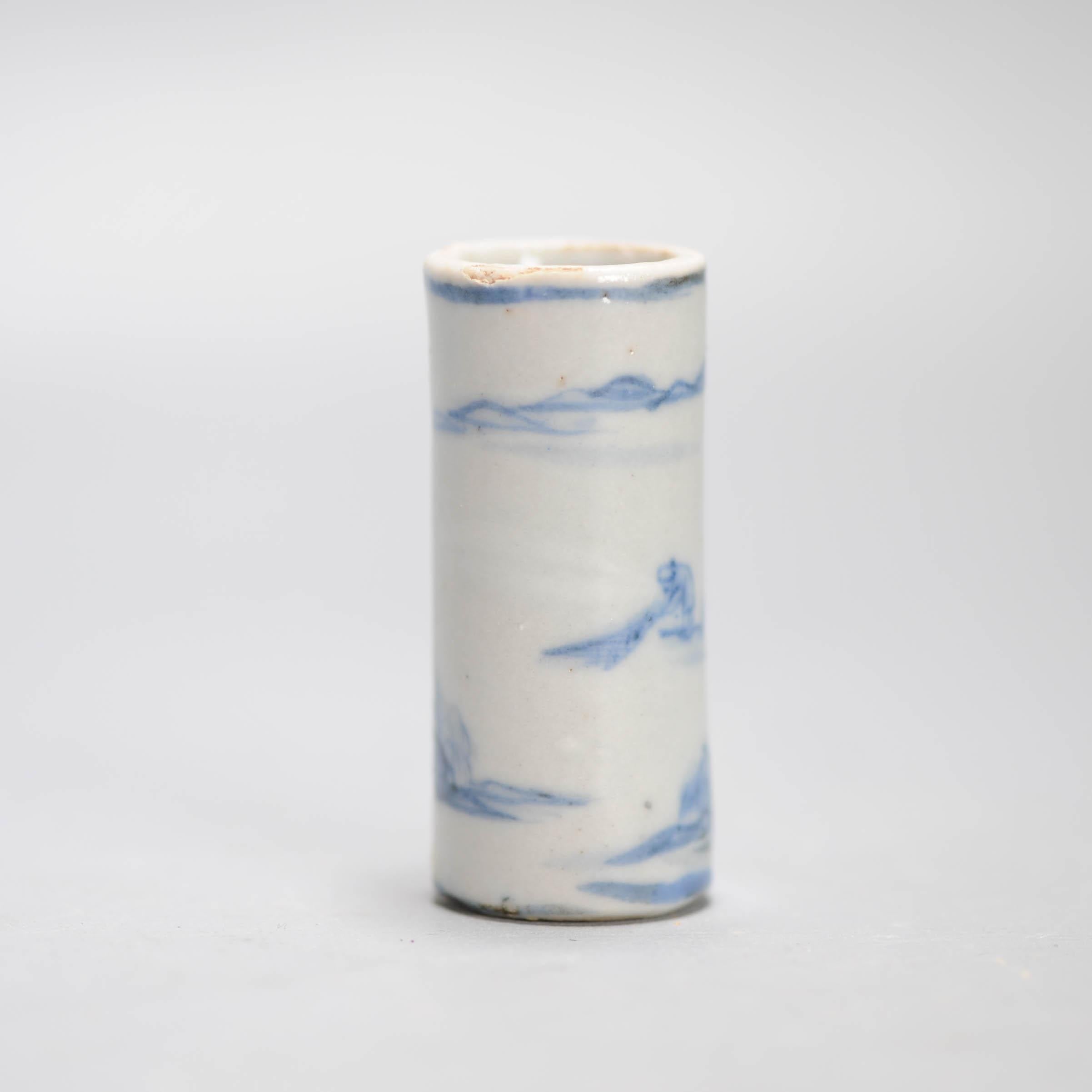 Very happy and delighted with this new arrival.
Visible is another first timer for us, a very small circular vase or holder from the early 17th century. With a nice river landscape scene. It's very delicate and for us unusual. Please enjoy this