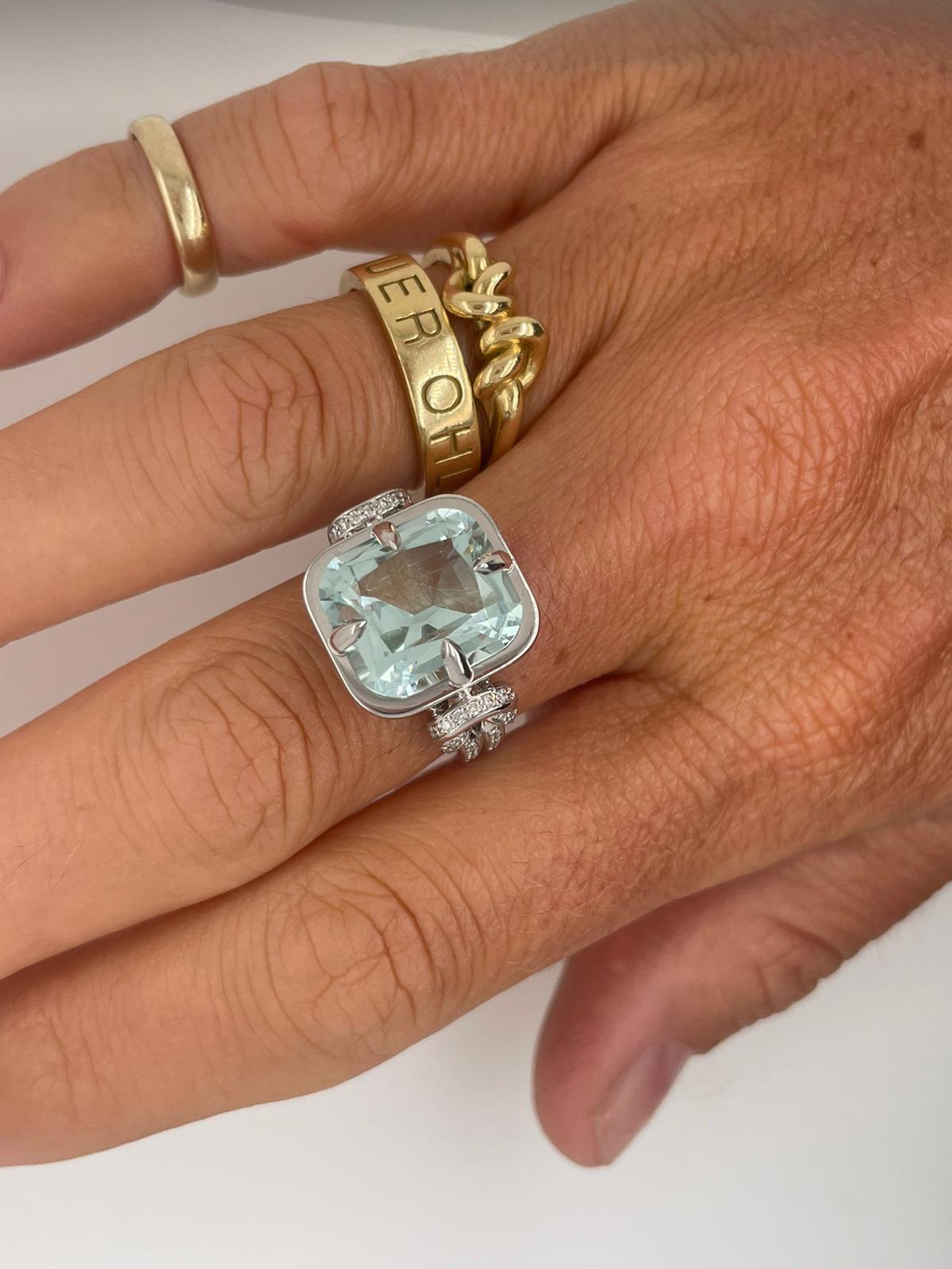 For Sale:  6ct Cushion Cut Aquamarine and Diamond Reef Knot Ring 18