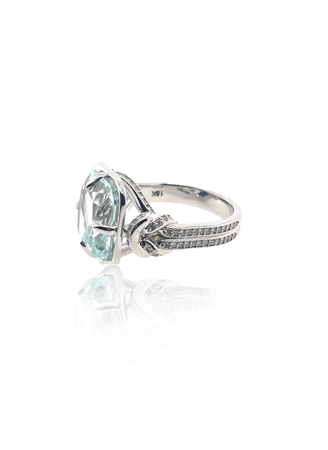 En venta: Anillo Nudo de Arrecife de Aguamarina y Diamantes talla cojín 6ct  4