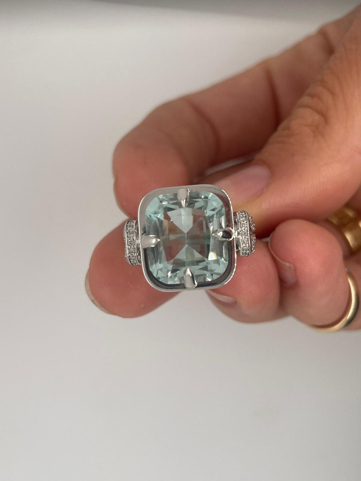For Sale:  6ct Cushion Cut Aquamarine and Diamond Reef Knot Ring 9