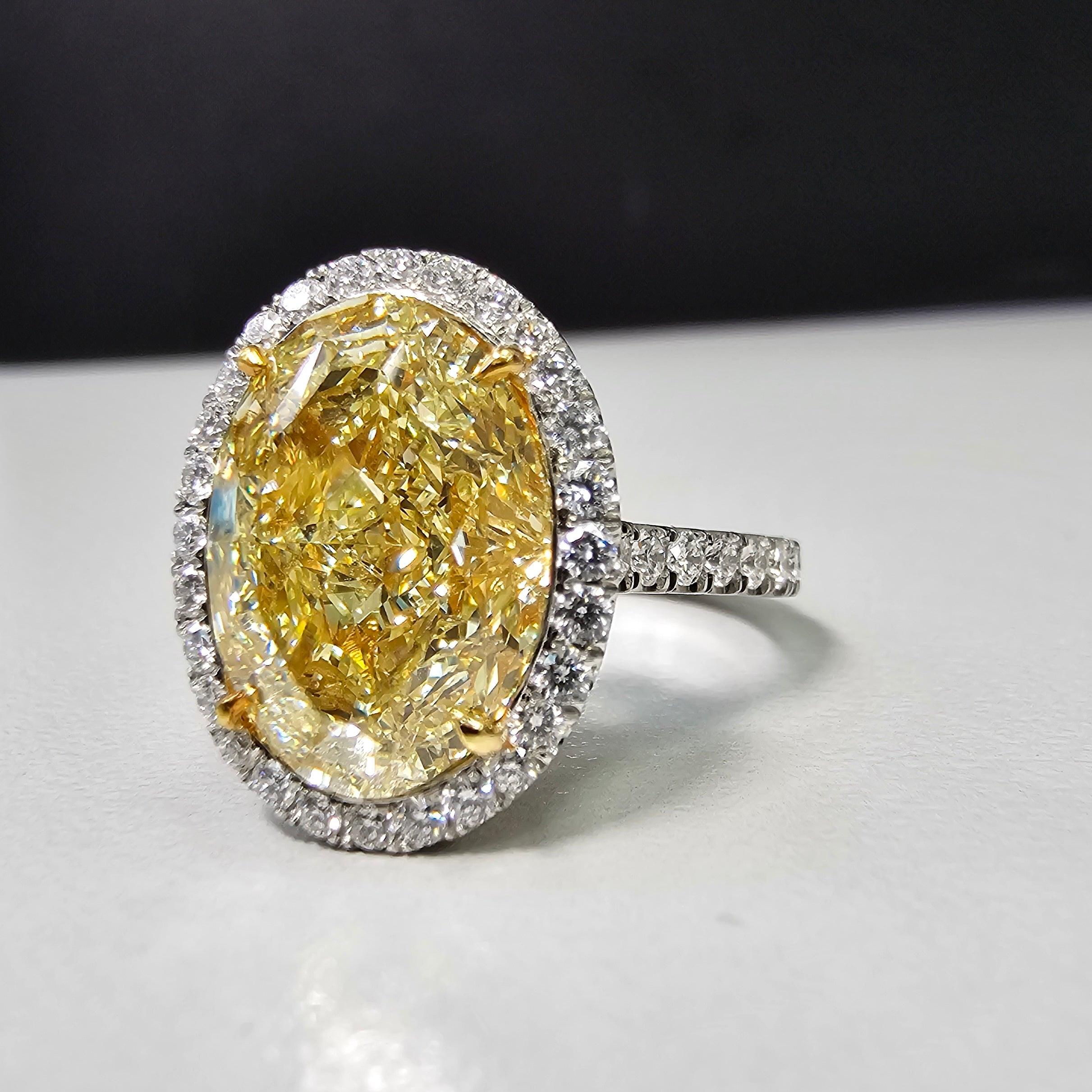 Oval Cut 6ct Fancy Light Yellow Oval Halo Diamond Ring For Sale