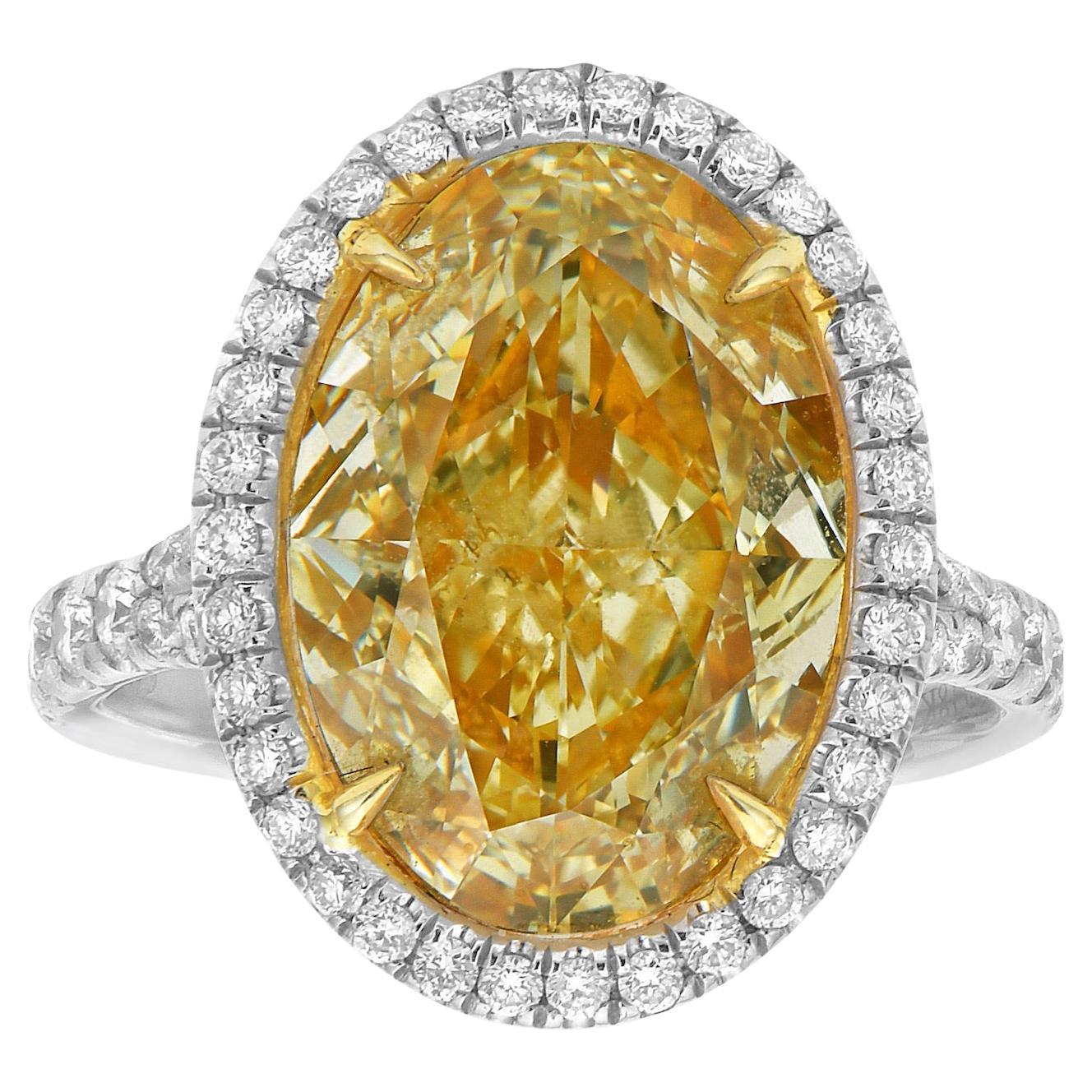 6ct Fancy Light Yellow Oval Halo Diamond Ring For Sale