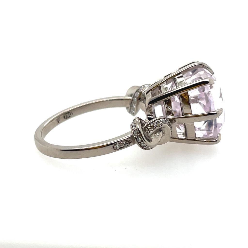 6ct Kunzite Forget Me Knot ring with diamonds in 18ct white gold  For Sale 7