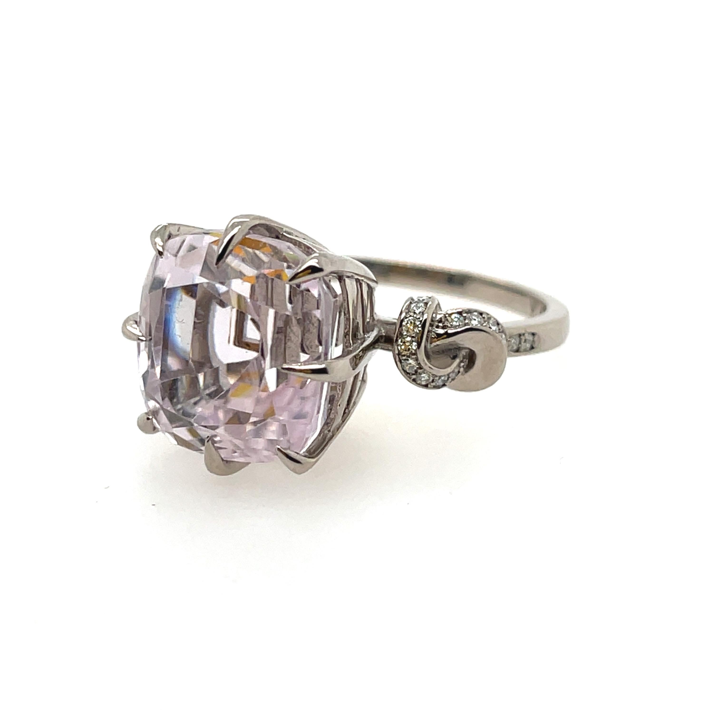 6ct Kunzite Forget Me Knot ring with diamonds in 18ct white gold  For Sale 14