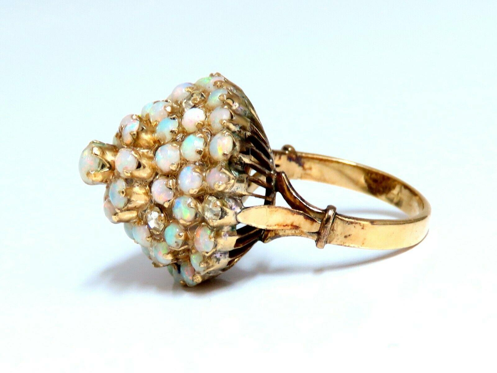 Bague en opale d'Australie naturelle de 6 carats avec dôme pyramide en grappe de 14 carats, d'origine vintage 1