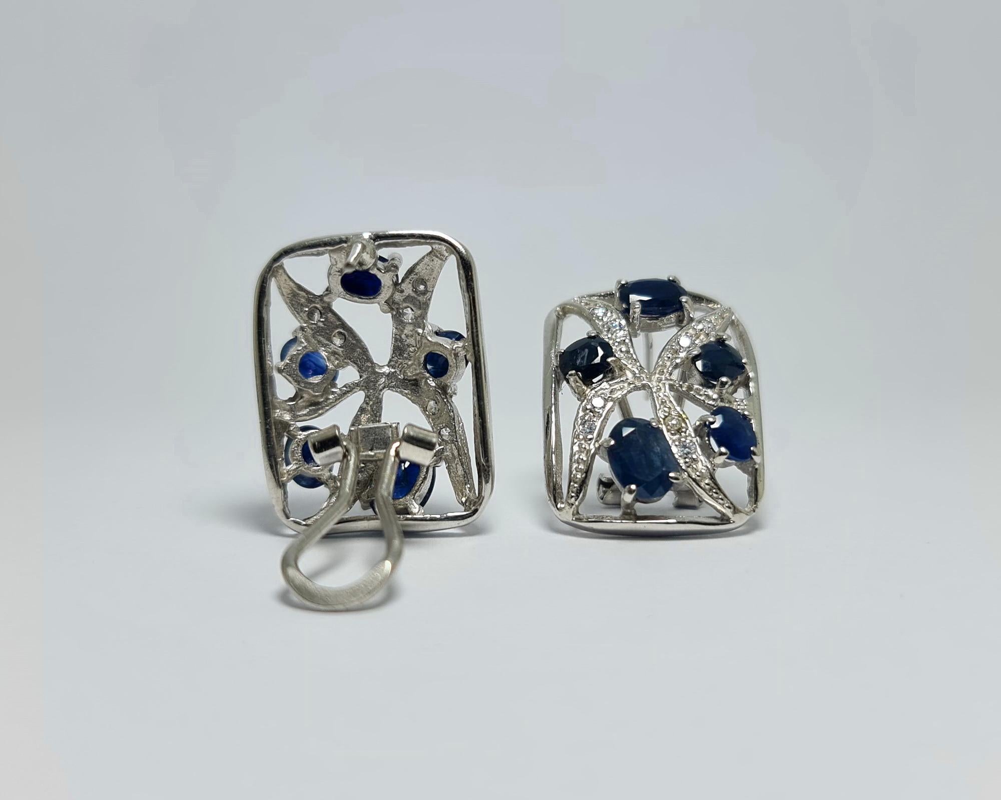 Oval Cut 6Ct Natural Untreated Sapphire .925 Sterling Silver Rhodium plated Earrings Set For Sale