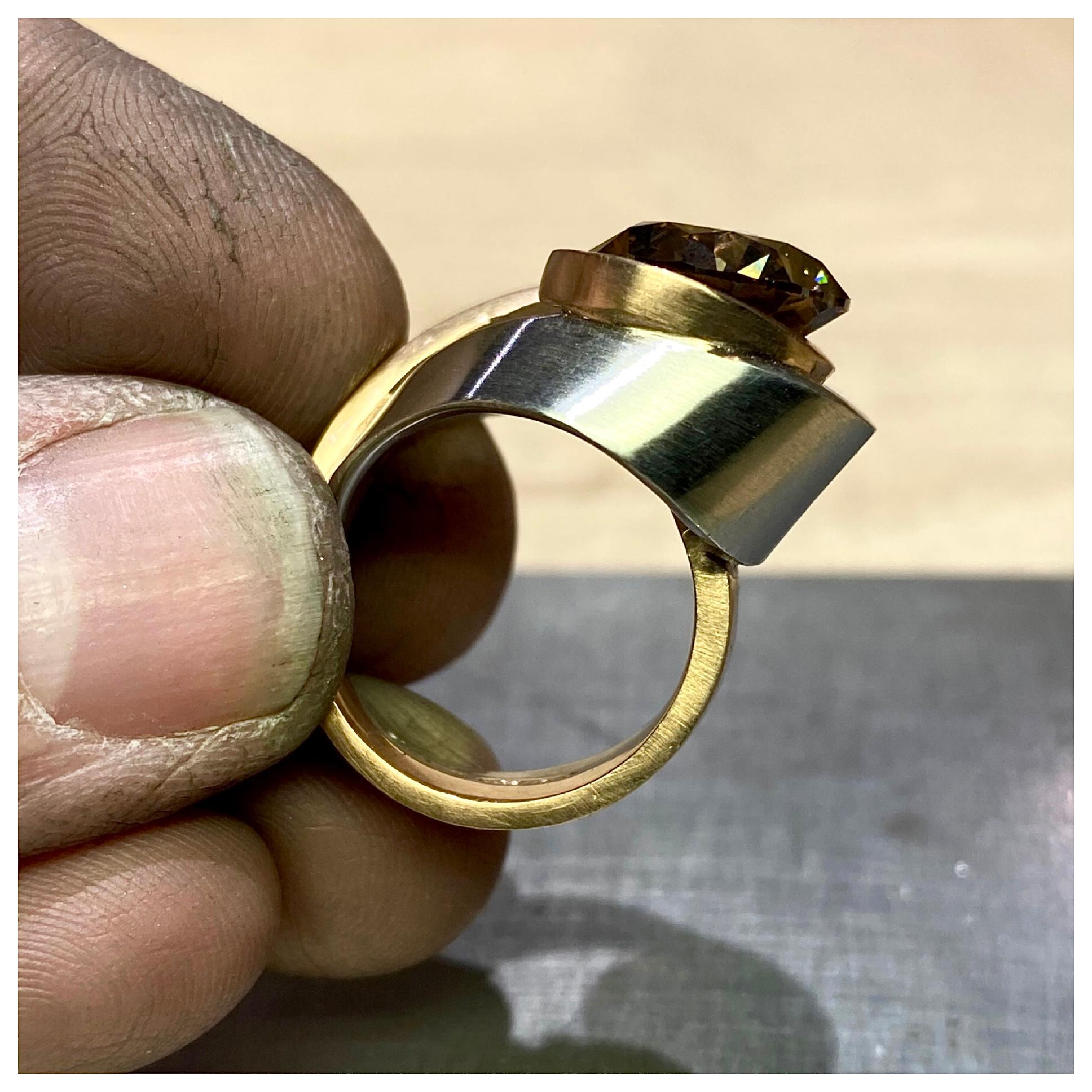 6ct Round Brilliant Cut Cognac Diamond in Platinum and 18ct Rose Gold Orbit Ring For Sale 7