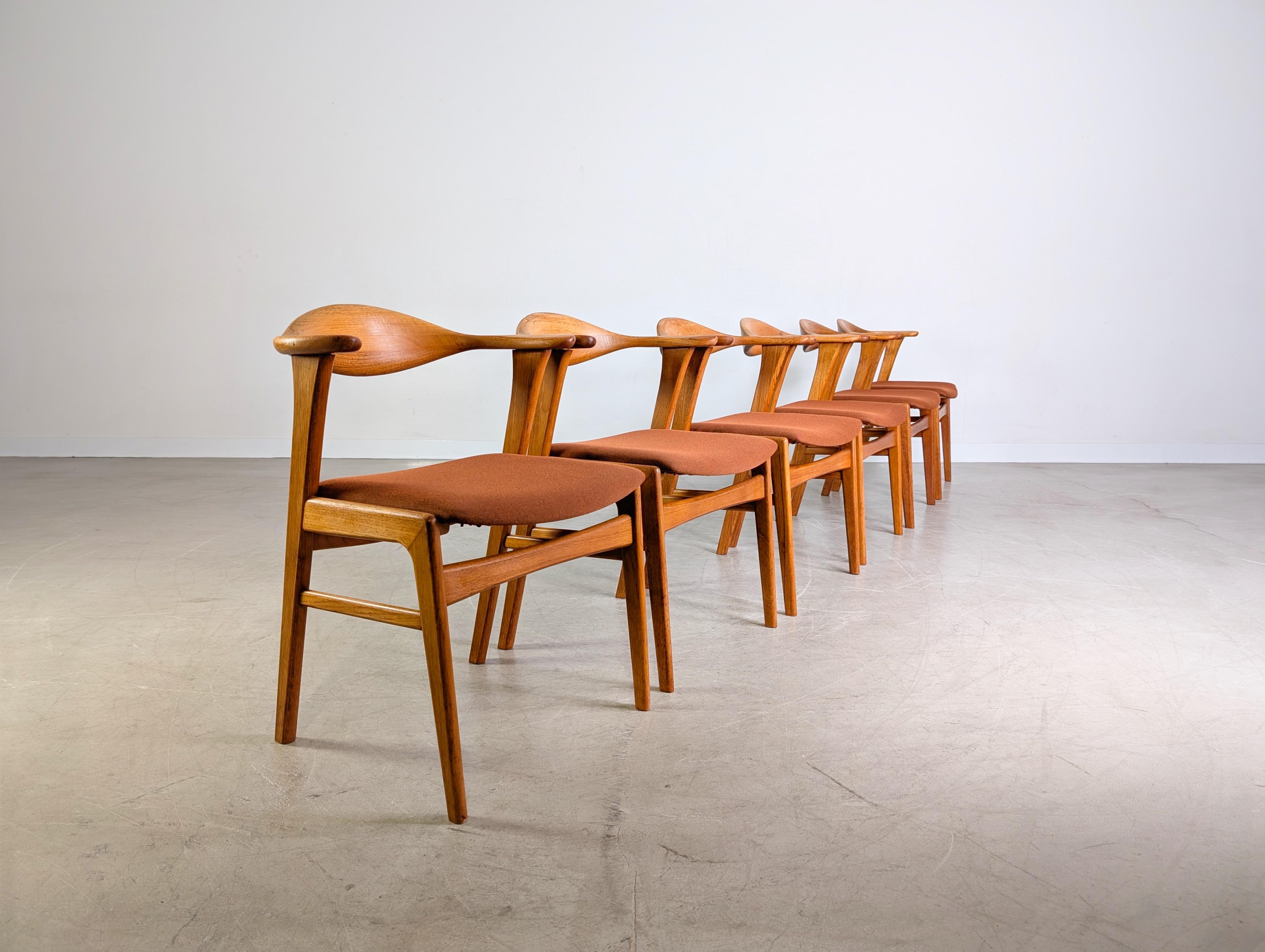 Danese 6er Set Midcentury Stühle Høng Erik Kirkegaard Modell 49b teak in vendita