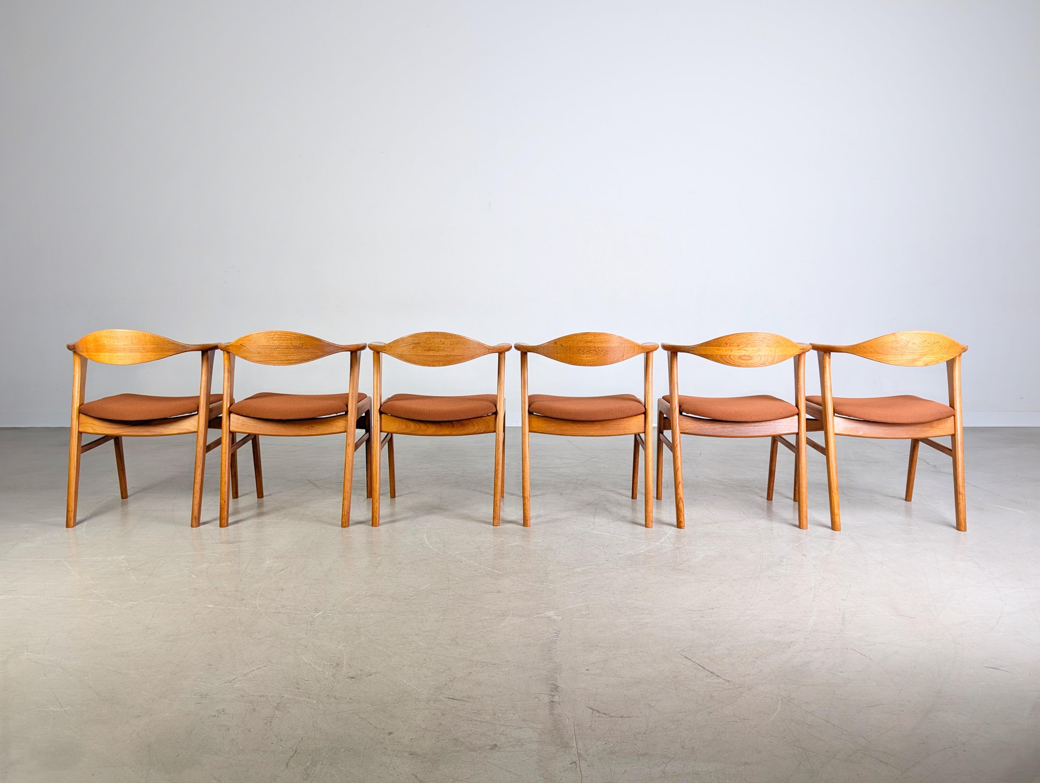 Metà XX secolo 6er Set Midcentury Stühle Høng Erik Kirkegaard Modell 49b teak in vendita