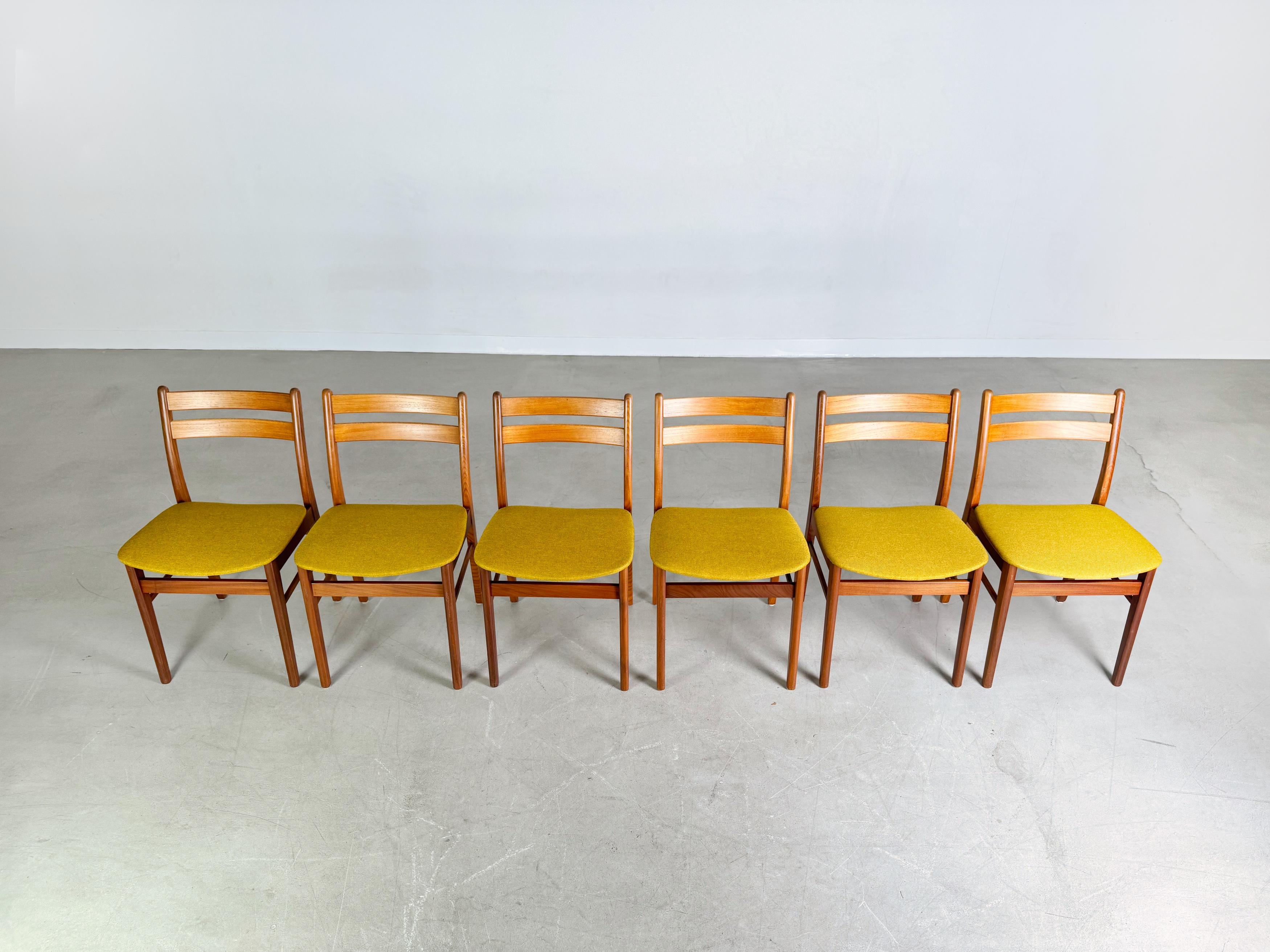 Inconnu 6er Set Midcentury Stühle teak danish design gelb 1960 en vente