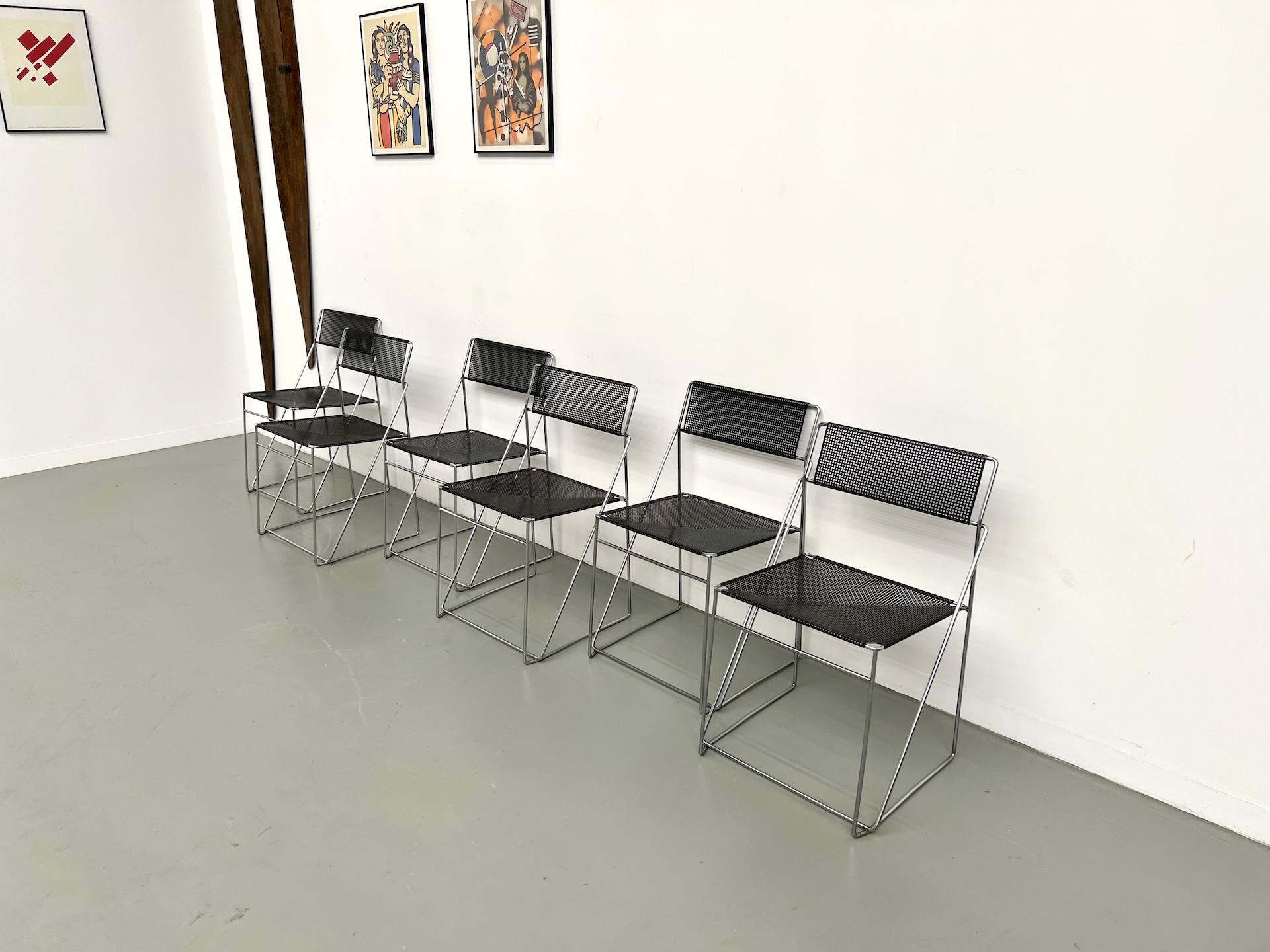 6Stück von 6 Nuova X-Line Stühlen, 1977 von Niels Jørgen Haugesen entworfen im Zustand „Gut“ im Angebot in LYON, FR