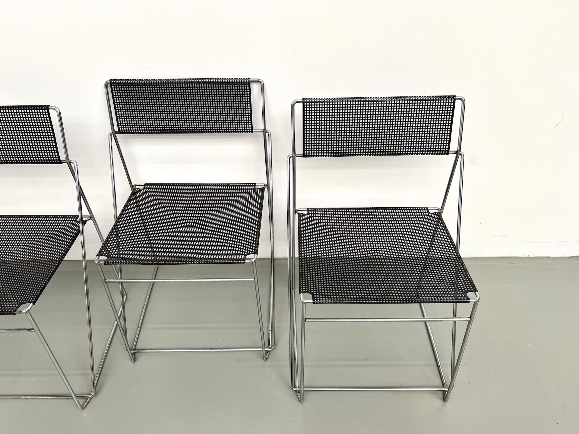 6Stück von 6 Nuova X-Line Stühlen, 1977 von Niels Jørgen Haugesen entworfen (Stahl) im Angebot