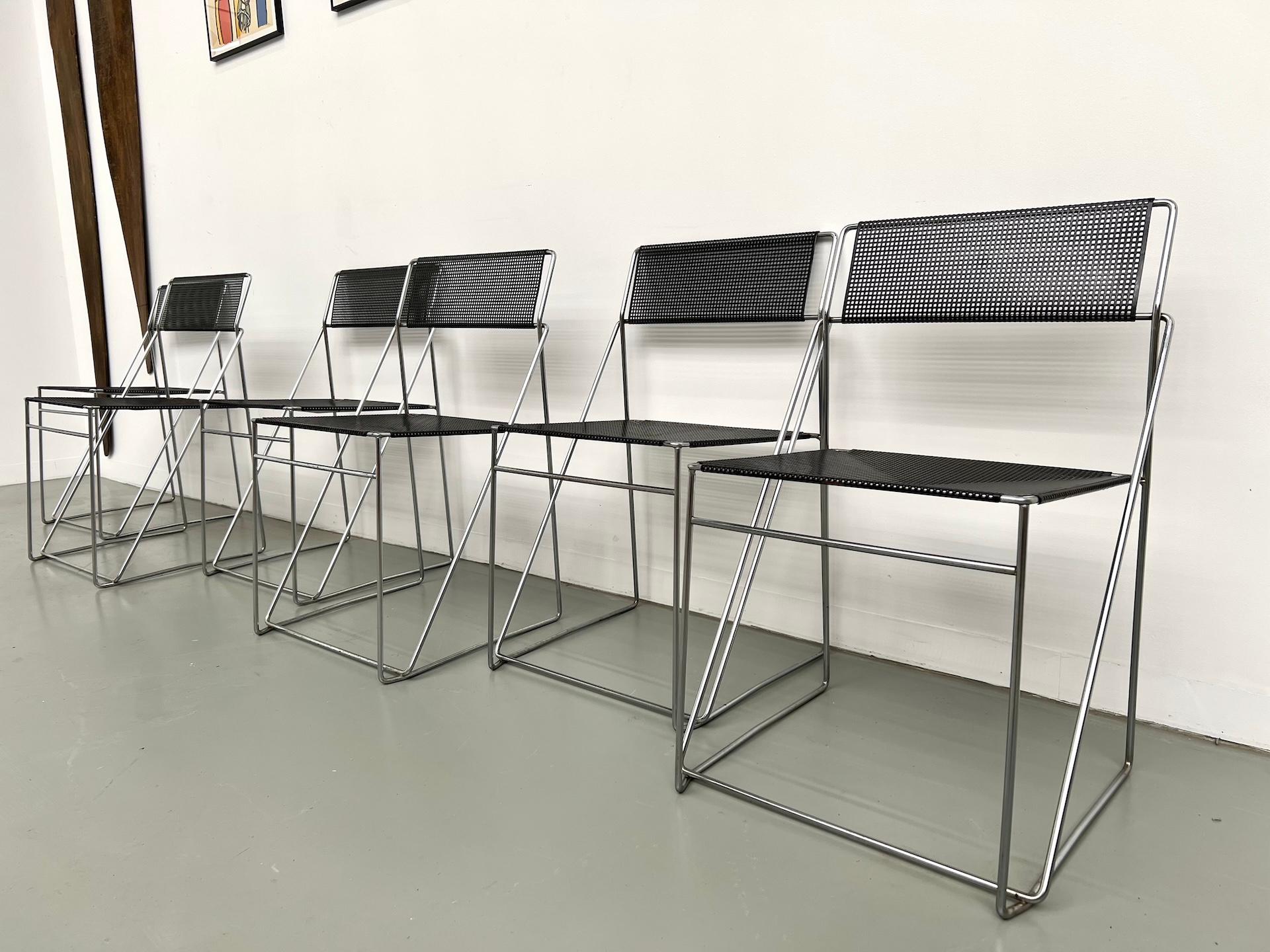 6Stück von 6 Nuova X-Line Stühlen, 1977 von Niels Jørgen Haugesen entworfen im Angebot 1